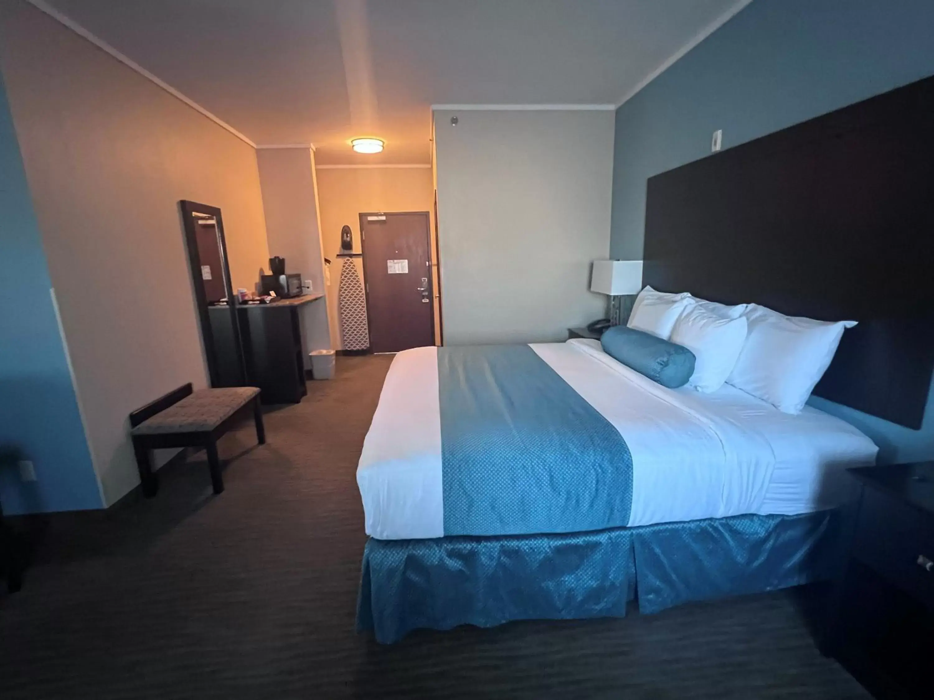 Quadruple Room in Cobblestone Inn & Suites - Fort Dodge Quadruple Room in Cobblestone Inn & Suites - Fort Dodge