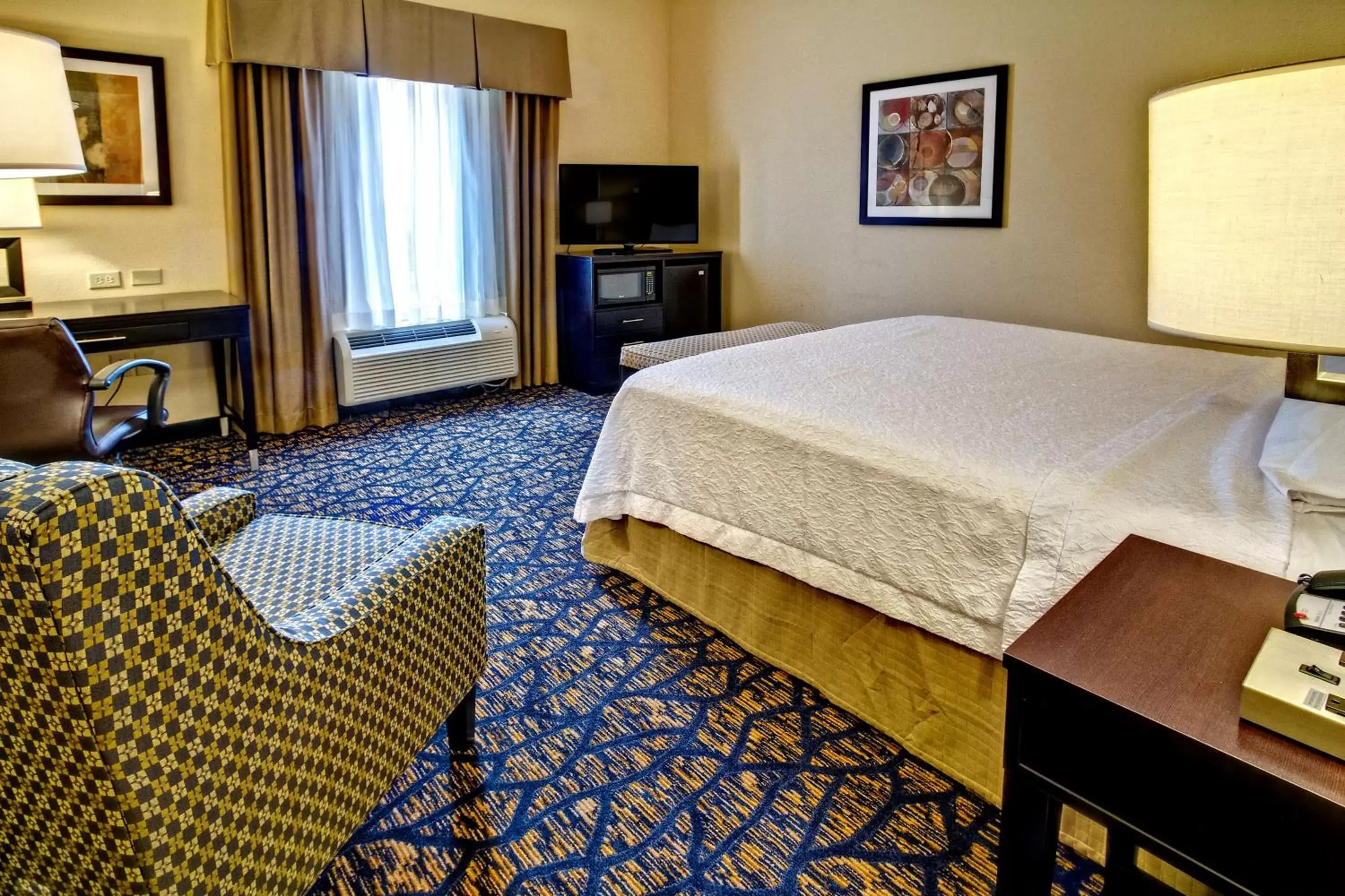 Bed in Hampton Inn Clarksdale, Ms Bed in Hampton Inn Clarksdale, Ms