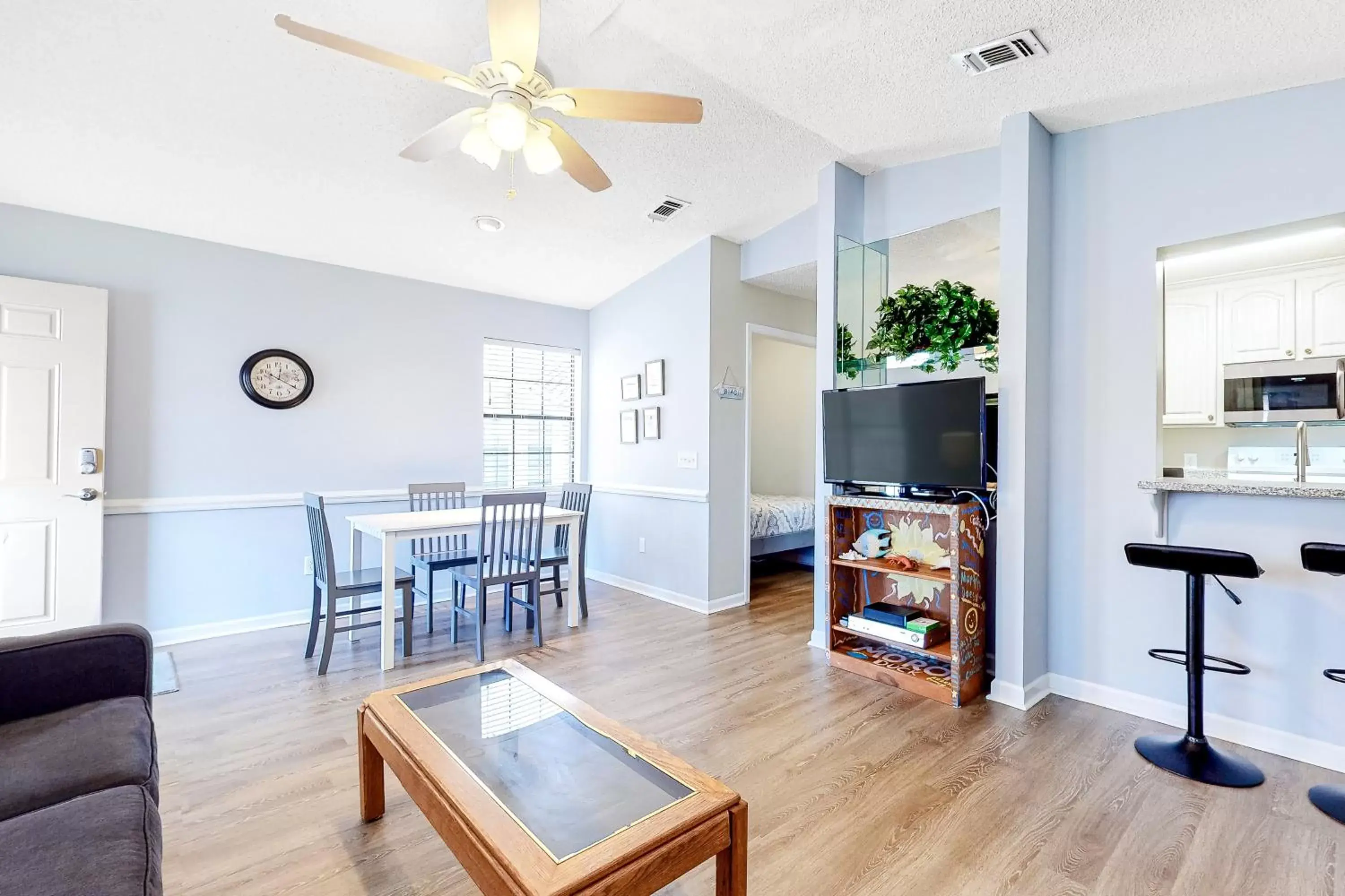 Seating Area in Horizon Hideaway