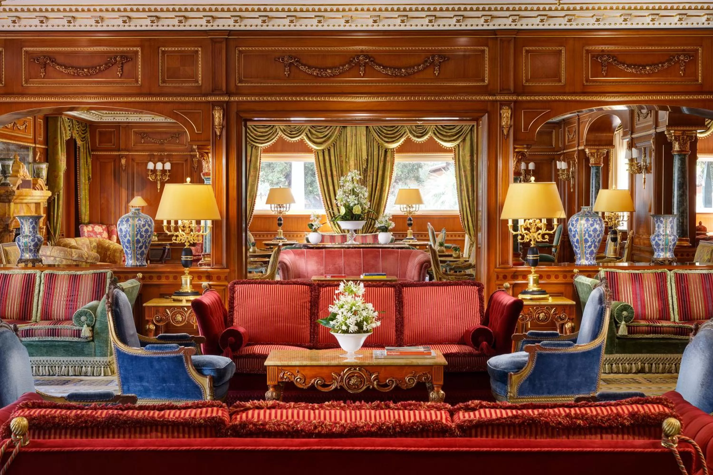 Lobby or reception in Parco dei Principi Grand Hotel & SPA