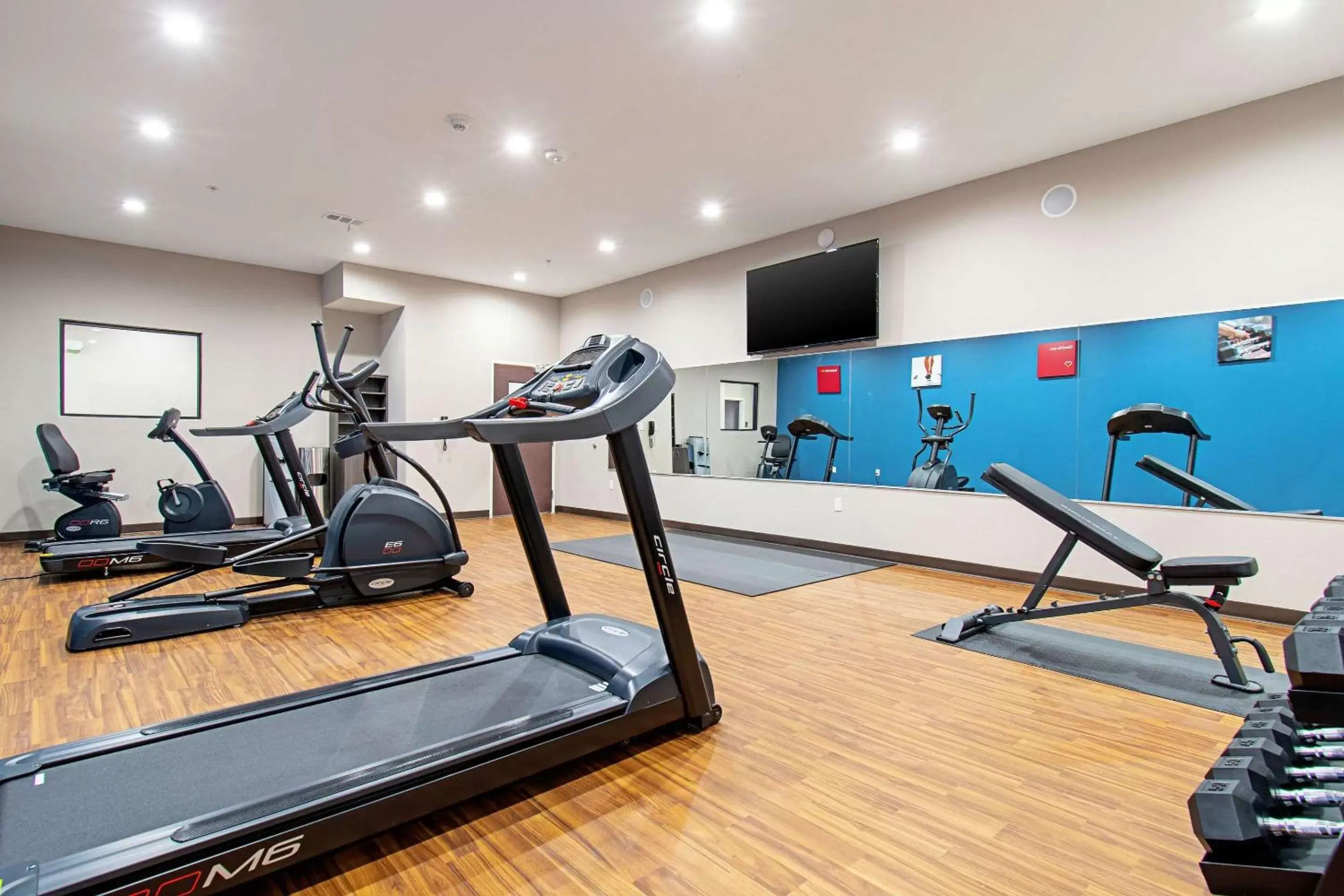 Fitness centre/facilities, Fitness Center/Facilities in Comfort Suites Humble Houston IAH