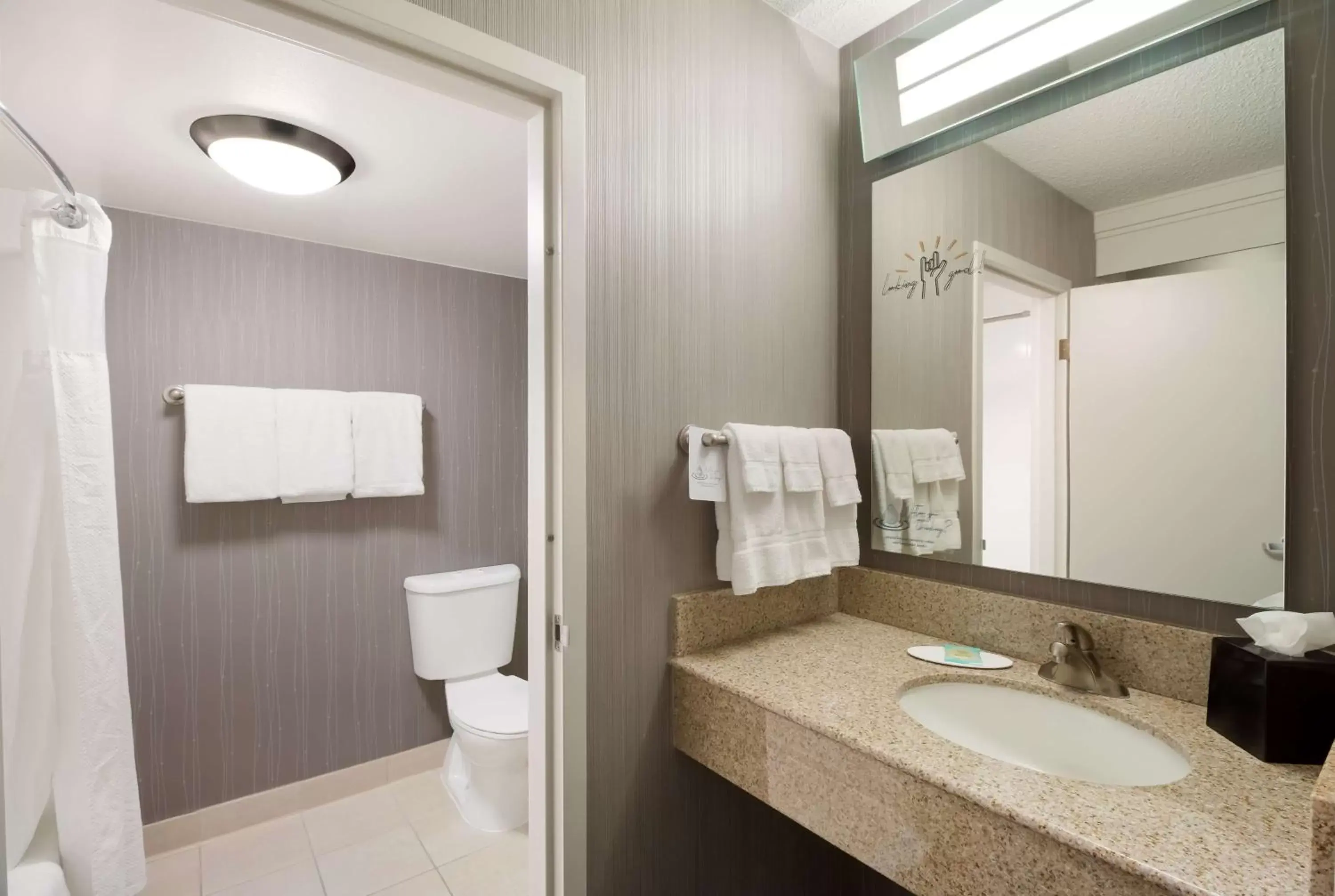 Bathroom in Sonesta Select Huntington Beach Fountain Valley