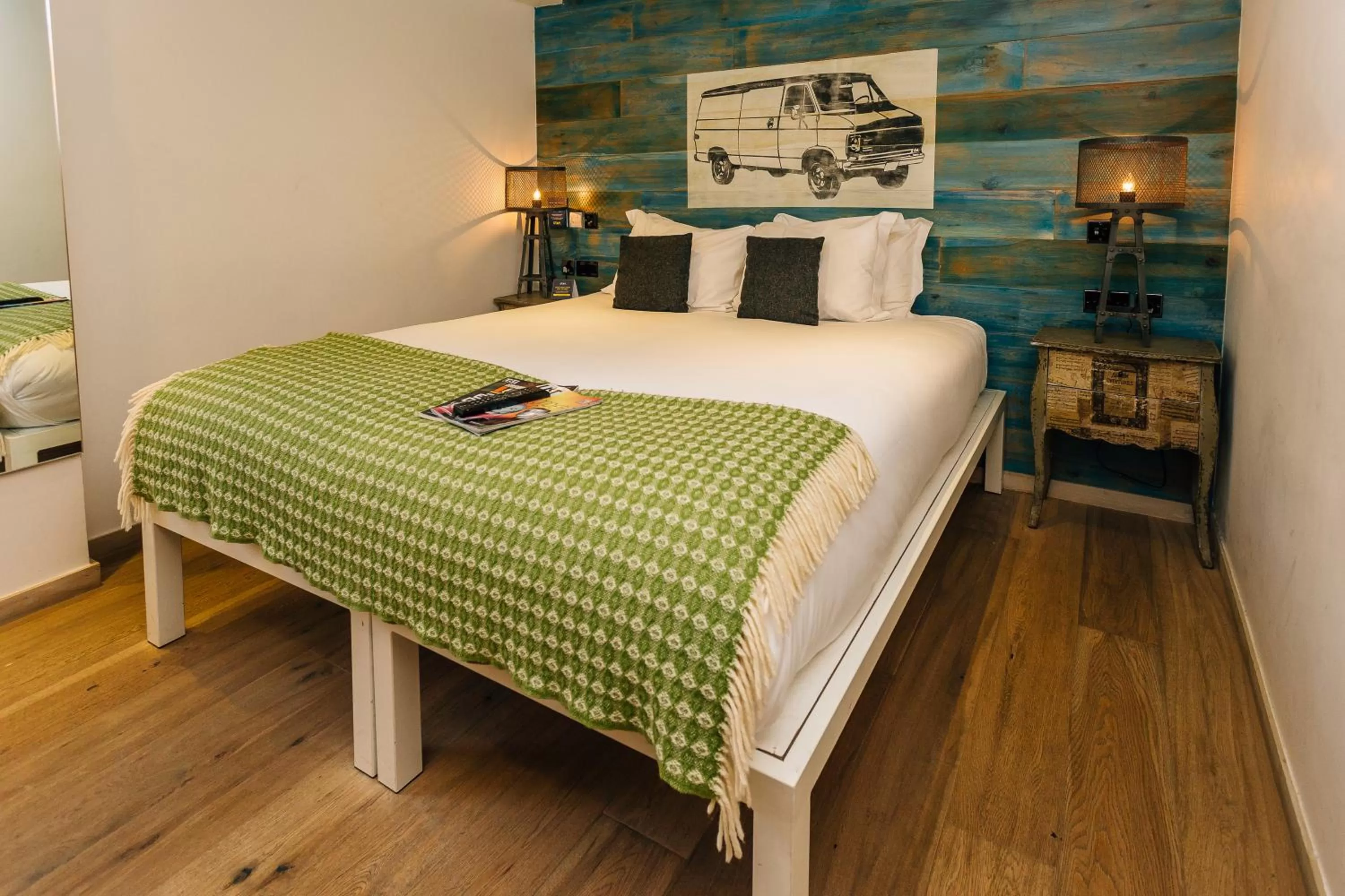 Bedroom, Bed in Stay Central Hotel