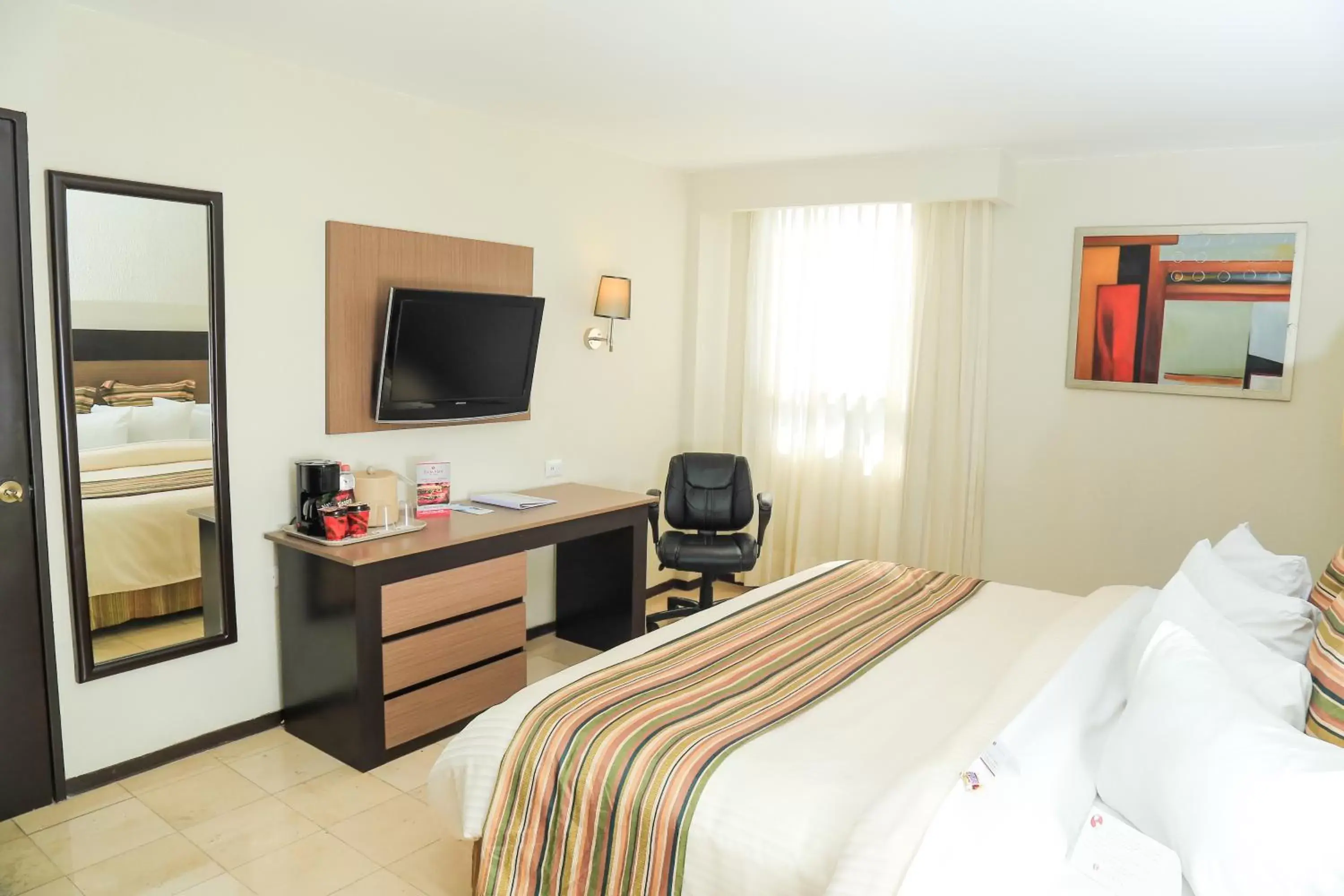 Bed in Ramada Hola Culiacan