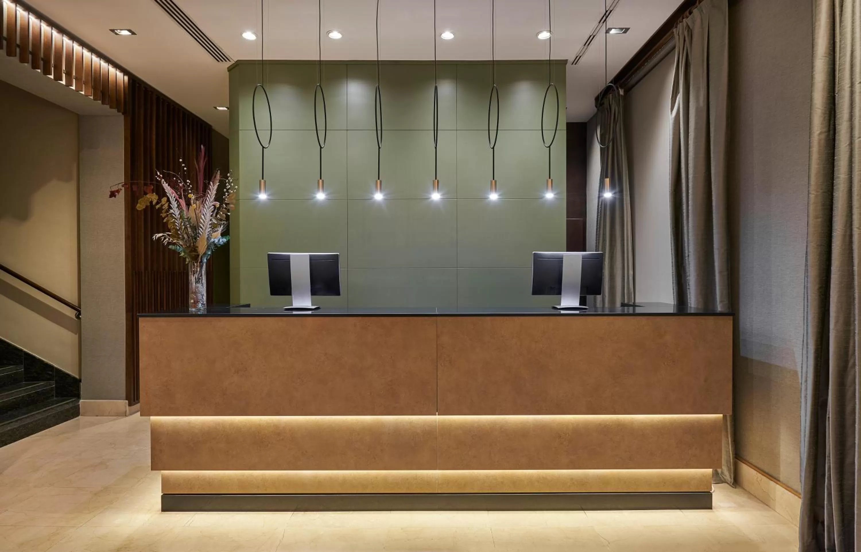 Lobby or reception in NH Collection León Plaza Mayor