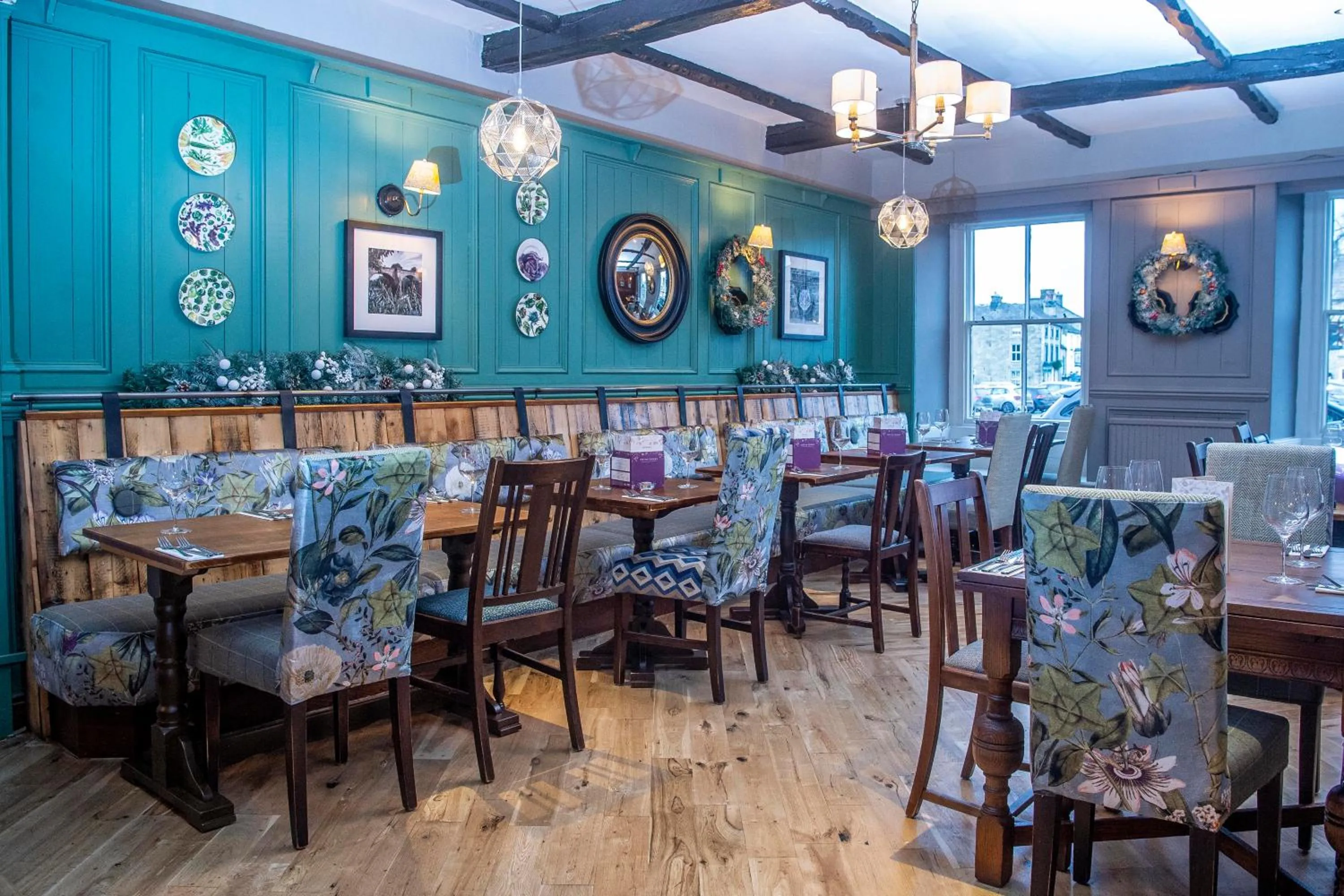 Restaurant/places to eat in Kings Head by Chef & Brewer Collection