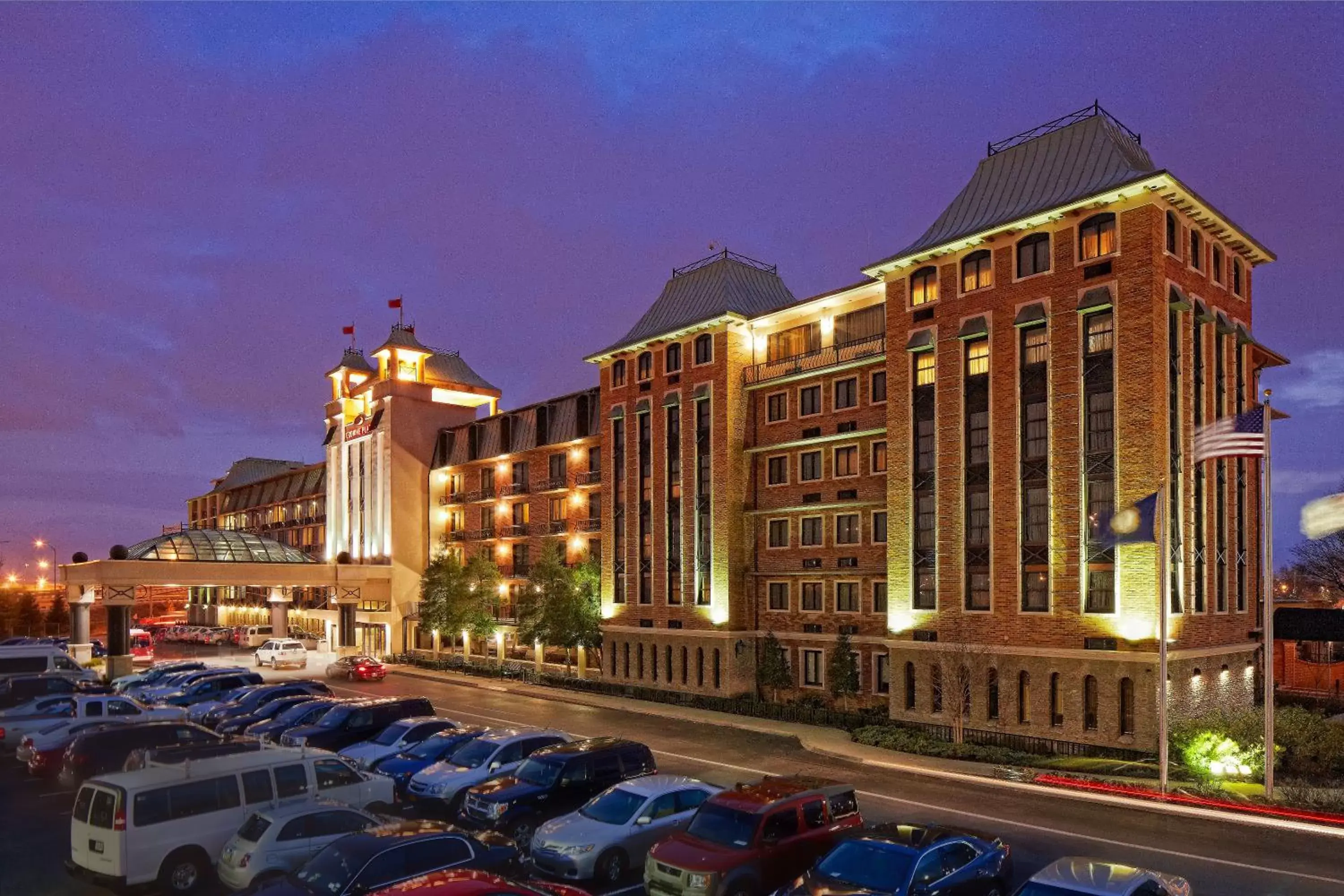 Property Building in Crowne Plaza Louisville Airport Expo Center, an IHG Hotel