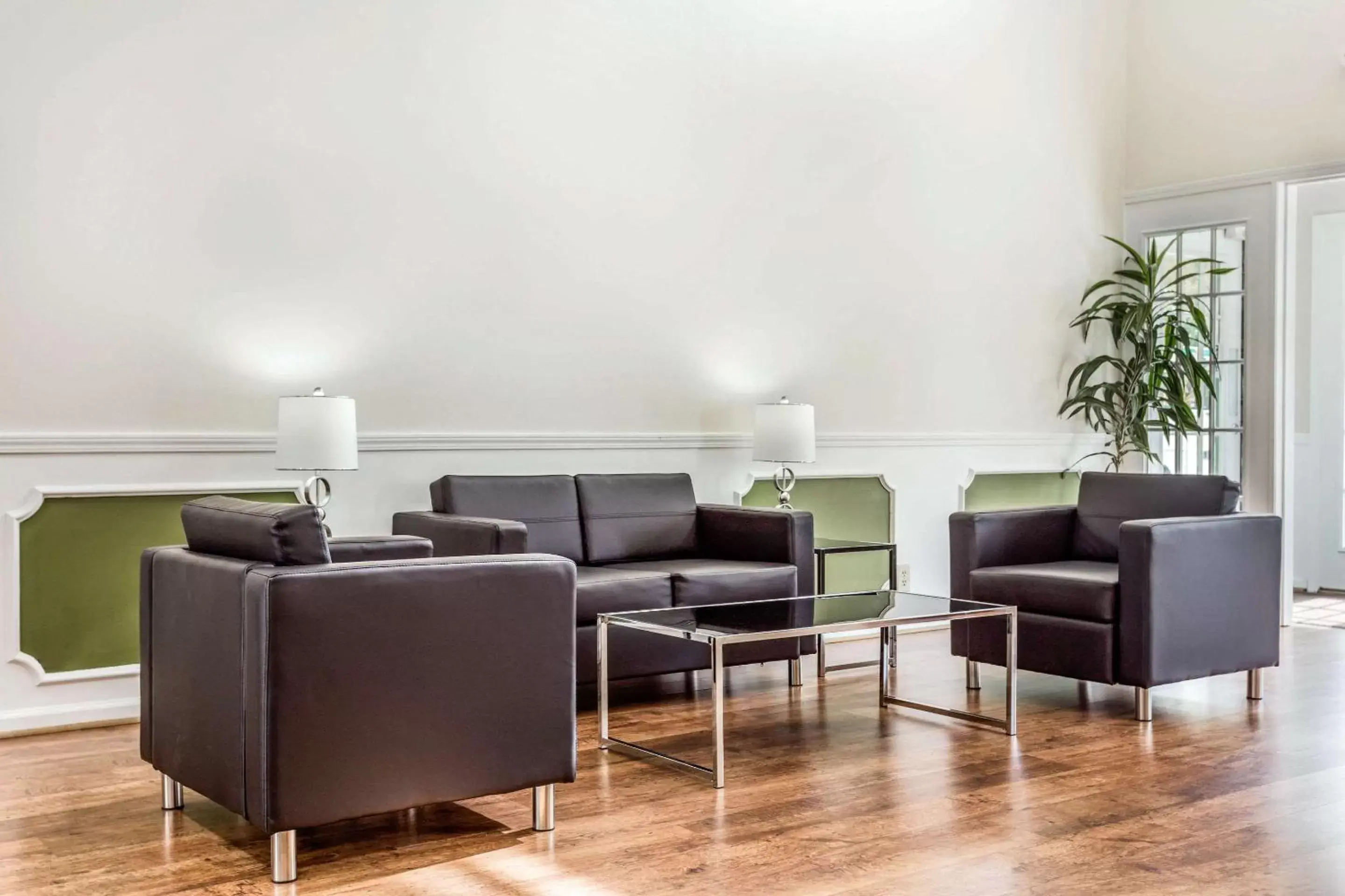 Lobby or reception, Seating Area in Quality Inn Lancaster