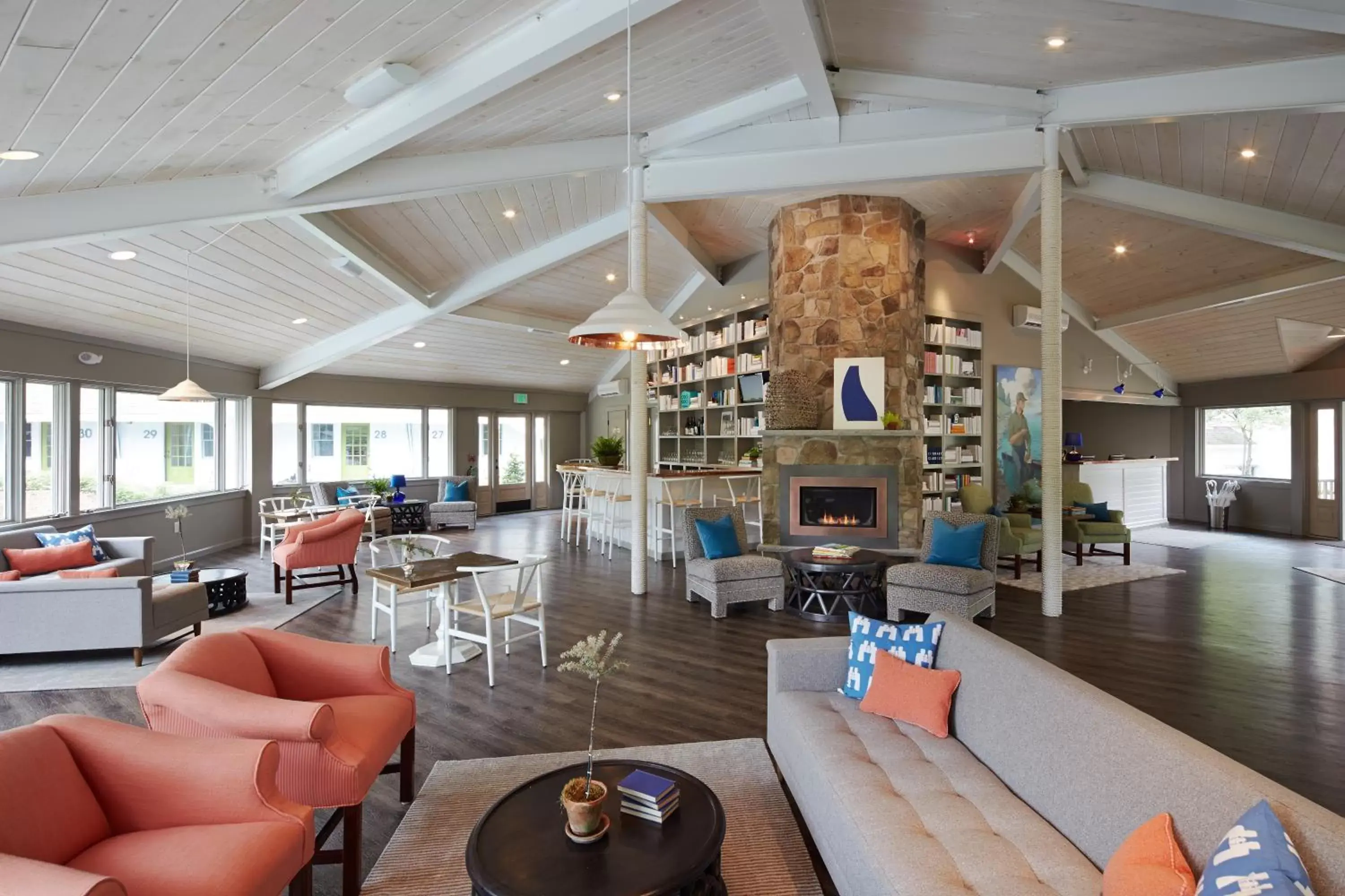 Lobby or reception, Lounge/Bar in The Lodge on the Cove
