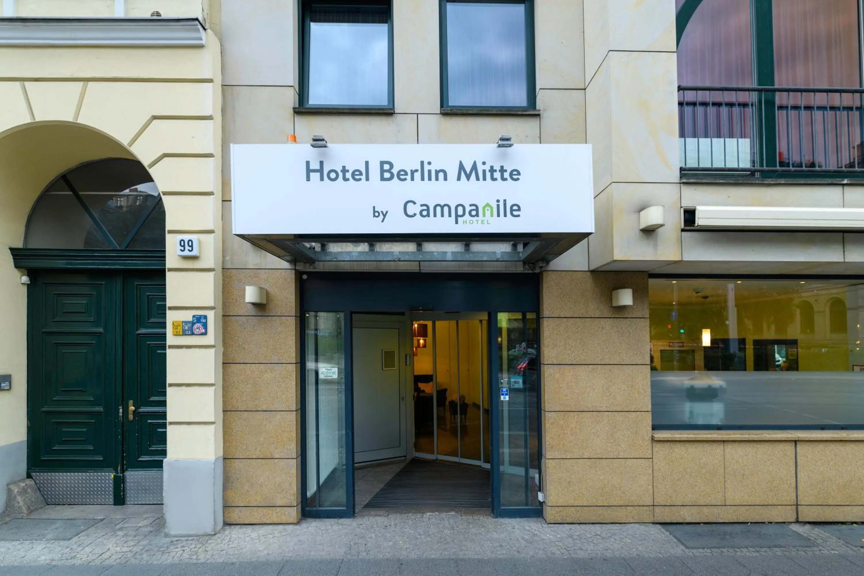 Property building in Hotel Berlin Mitte by Campanile