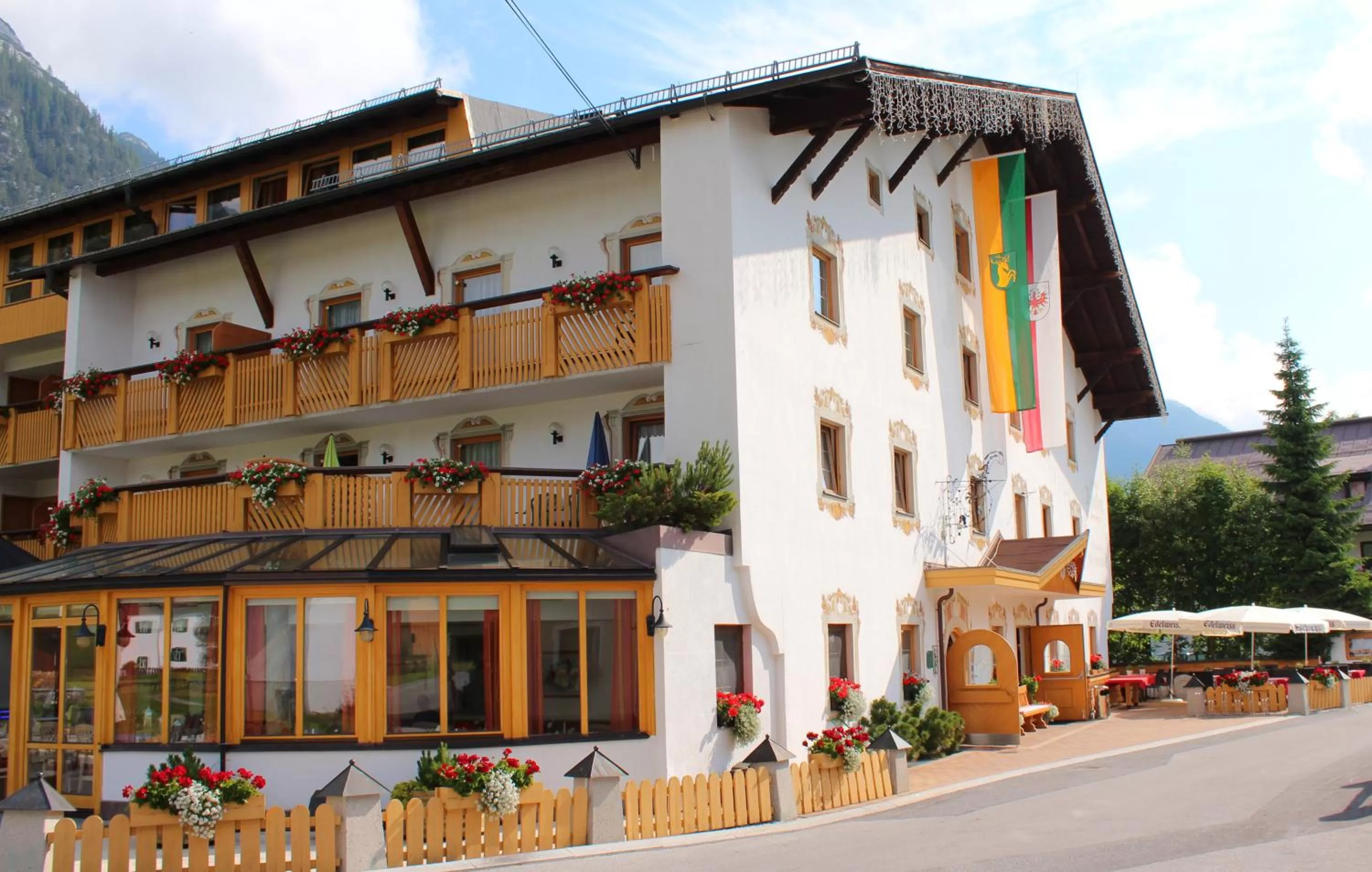 Facade/entrance, Property Building in Sporthotel Xander