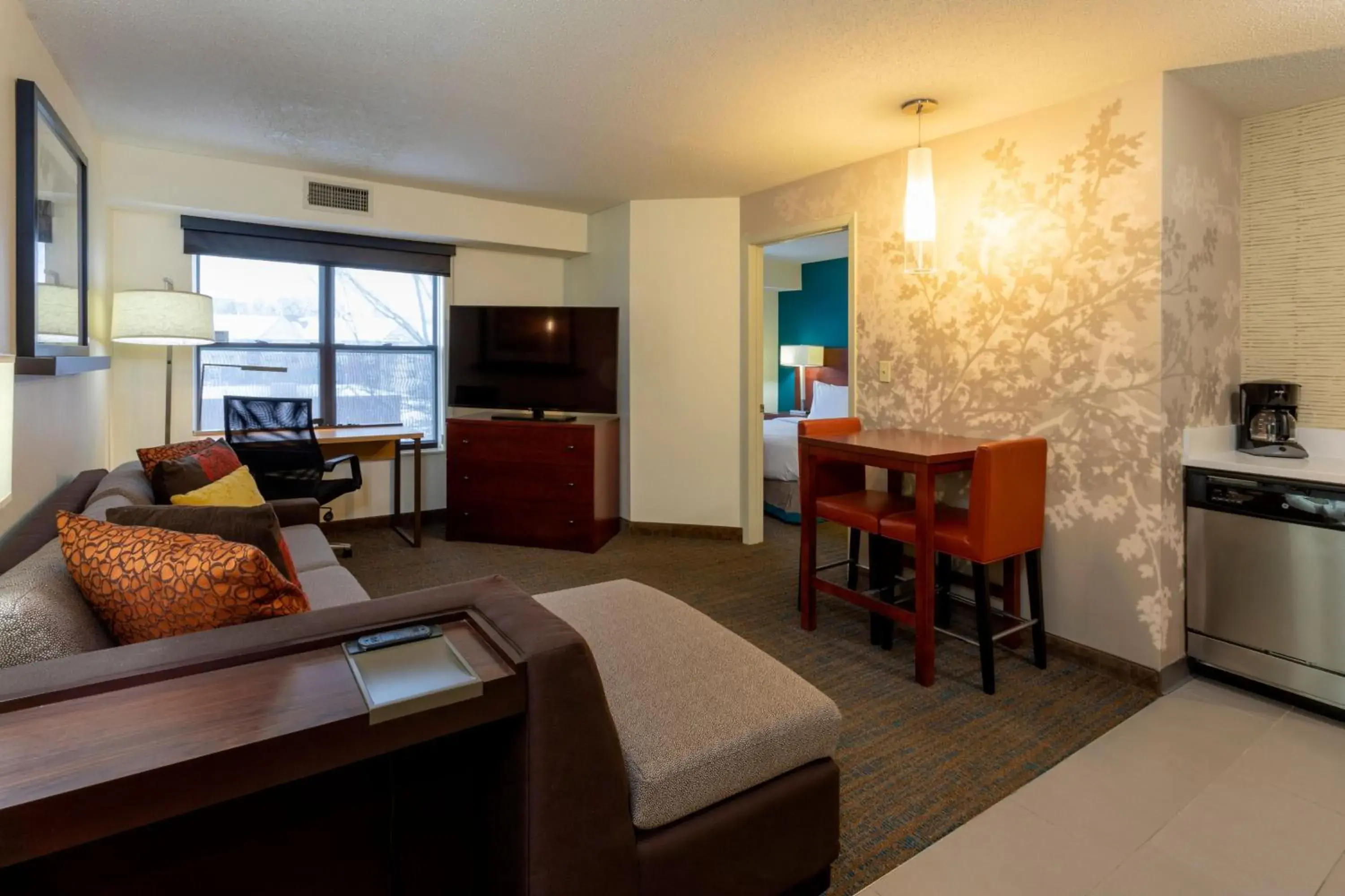 Bedroom, Seating Area in Residence Inn Minneapolis St. Paul/Roseville