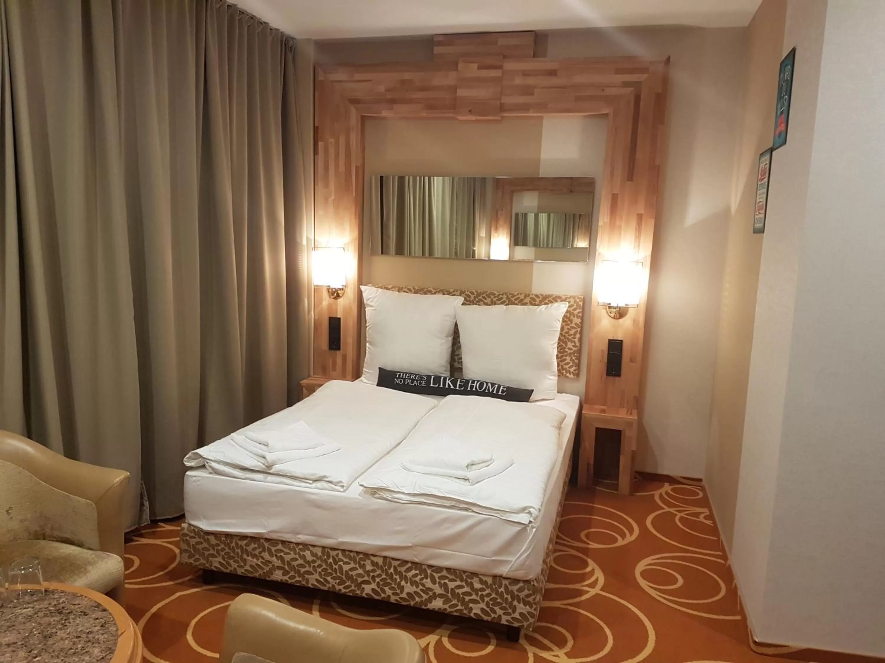 Bed in Elbgalerie Hotel