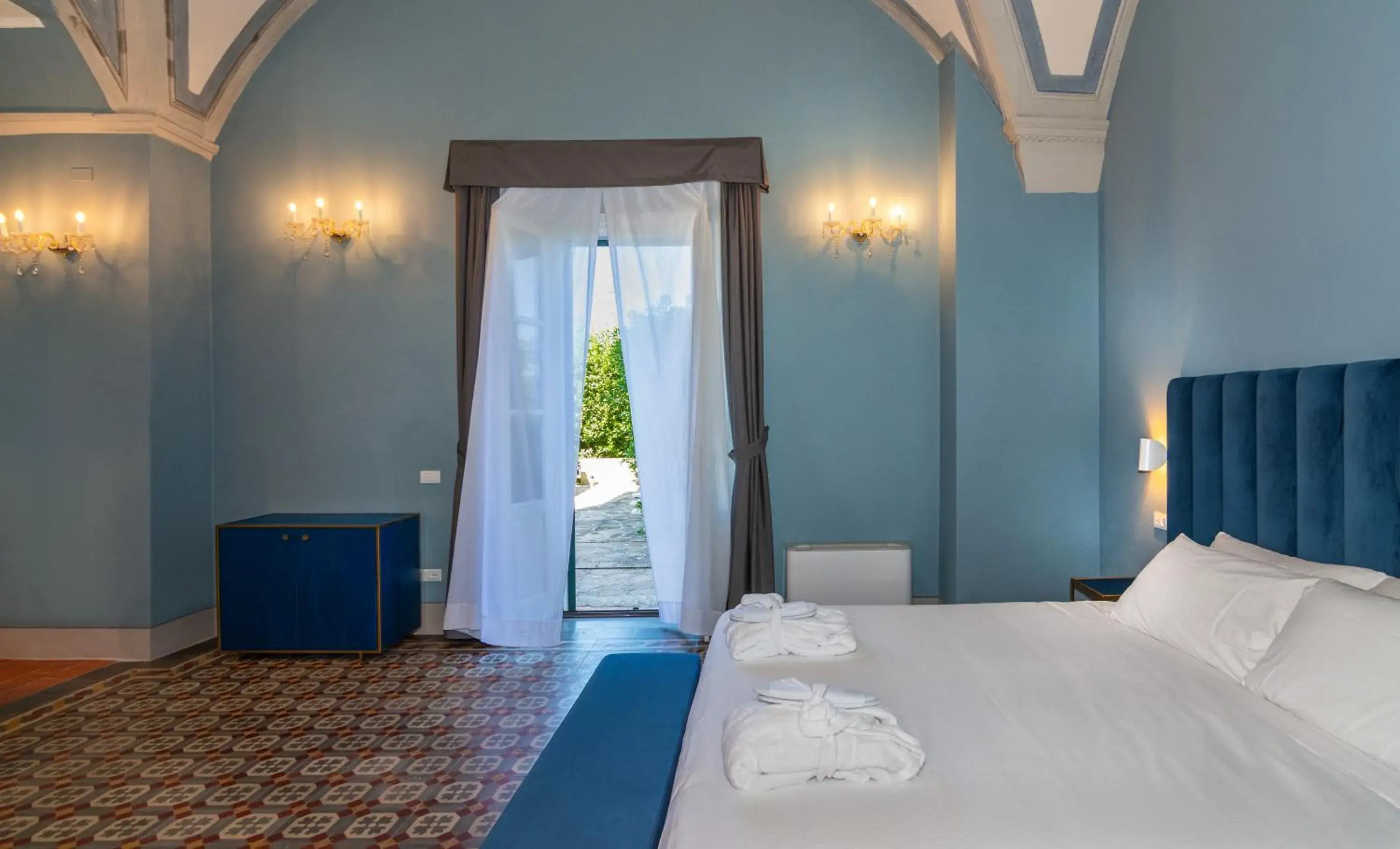 Bedroom, Bed in Hotel Villa San Michele