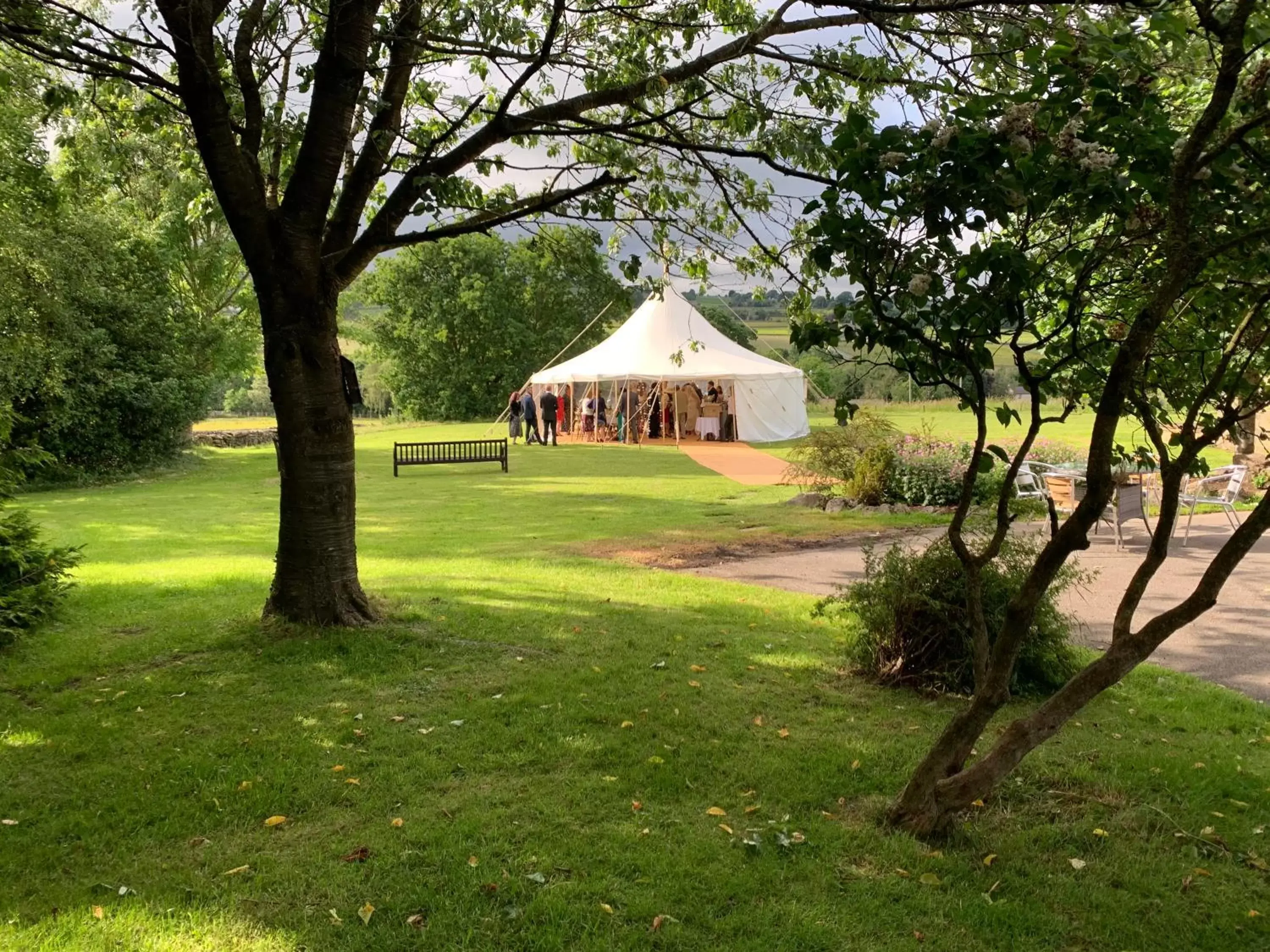 Garden in Wellington Inn