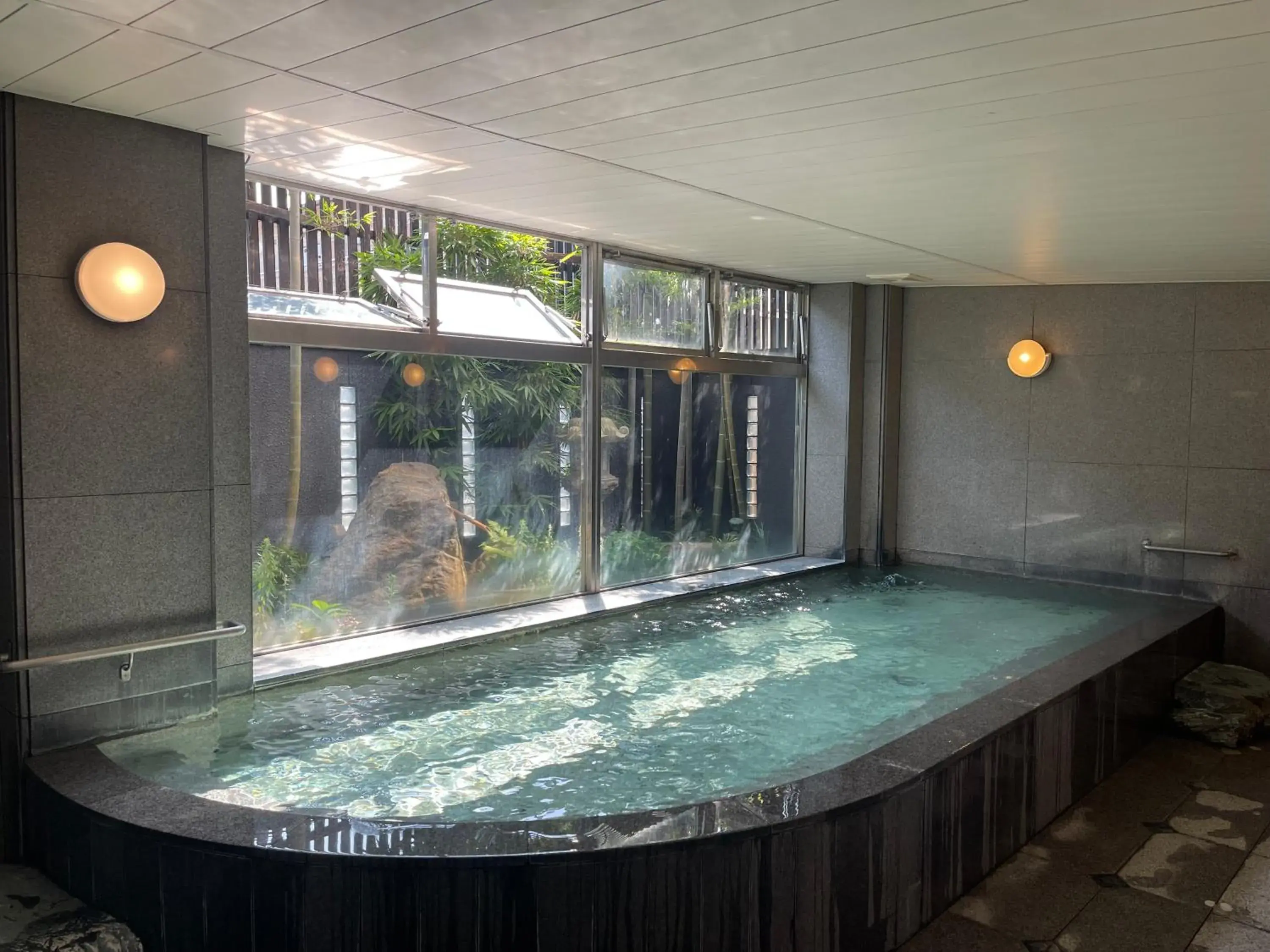 Swimming Pool in Kansai Airport Spa Hotel Garden Palace