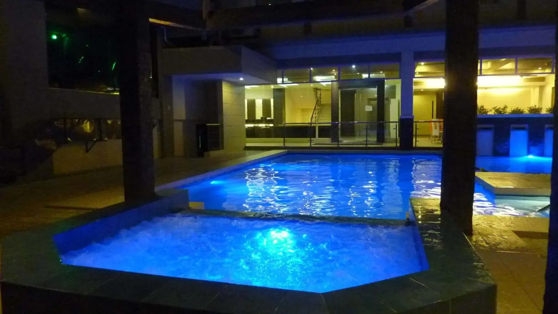 Night, Swimming Pool in Circle Inn - Iloilo City Center