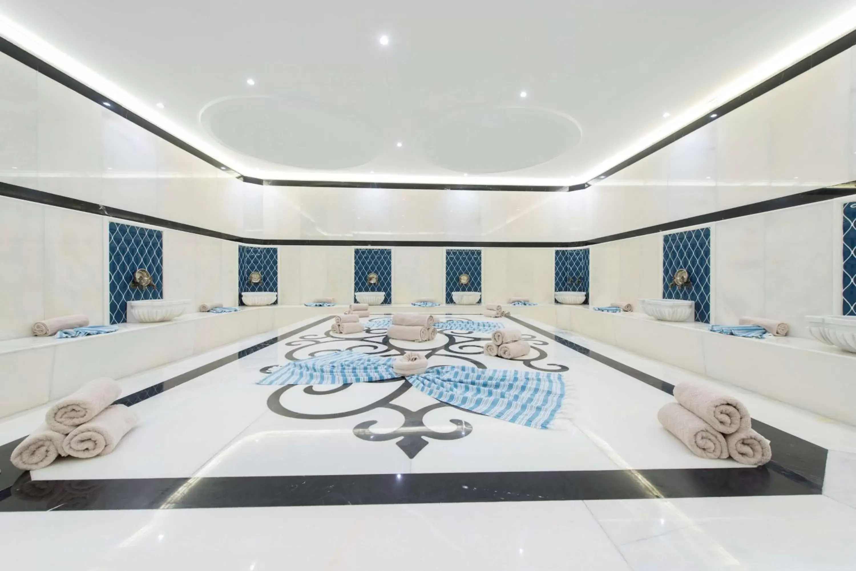 Spa and wellness centre/facilities, Bed in Park Inn by Radisson Ankara Cankaya Spa and wellness centre/facilities, Bed in Park Inn by Radisson Ankara Cankaya