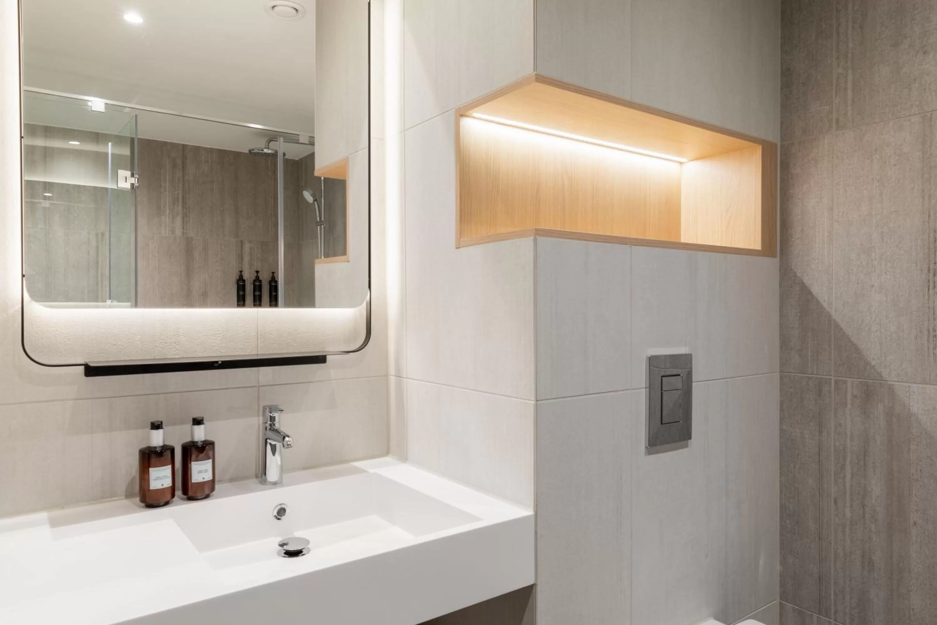 Bathroom in Residence Inn by Marriott Dortmund City