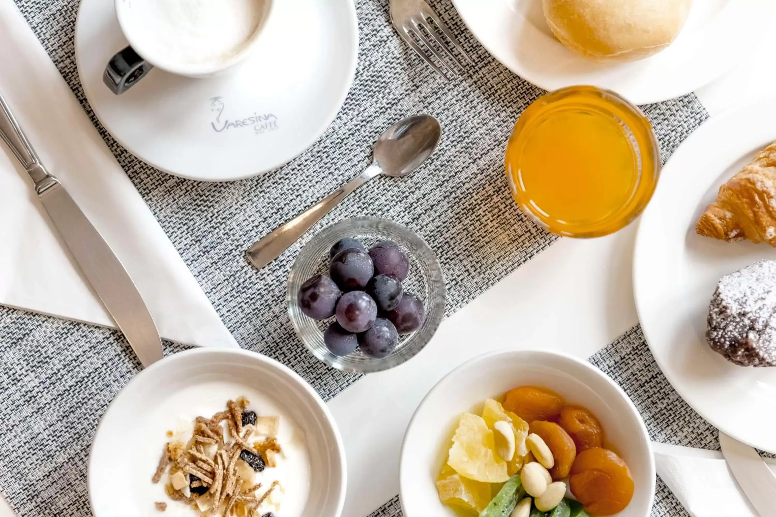 Breakfast in Best Western Cavalieri Della Corona Breakfast in Best Western Cavalieri Della Corona