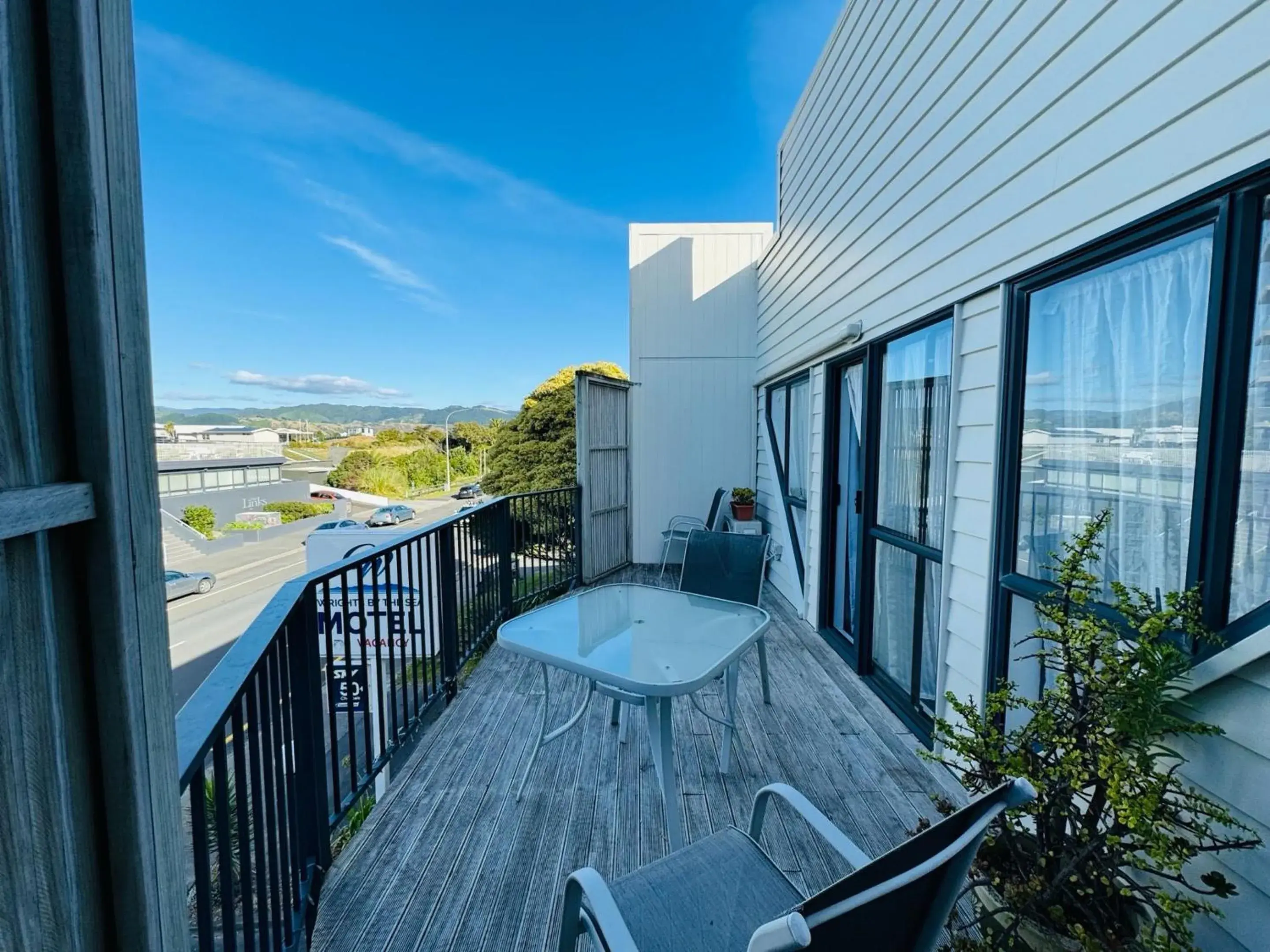 Balcony/Terrace in Wrights by the Sea Motel