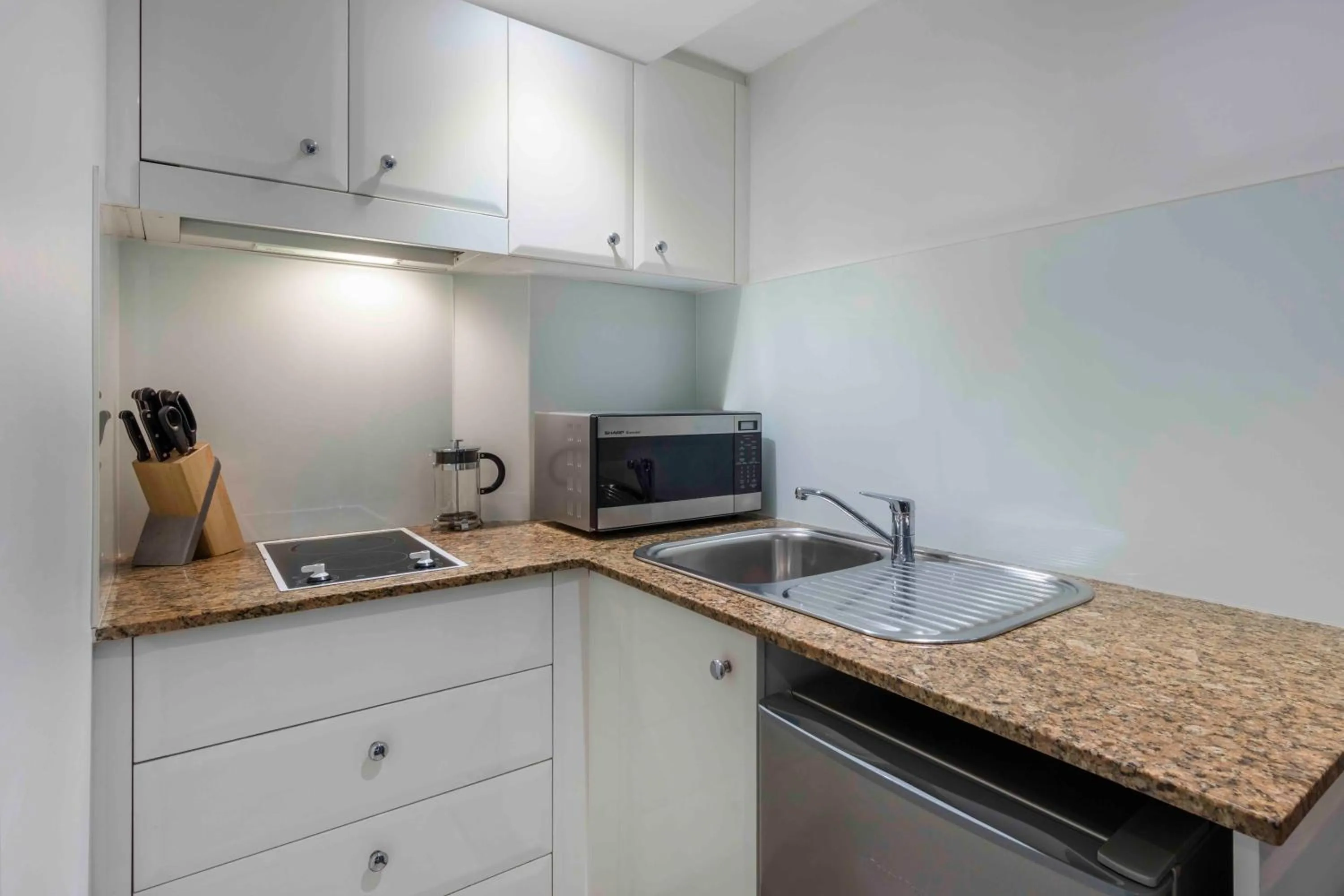 Kitchen or kitchenette in Club Wyndham Sydney, Trademark Collection by Wyndham