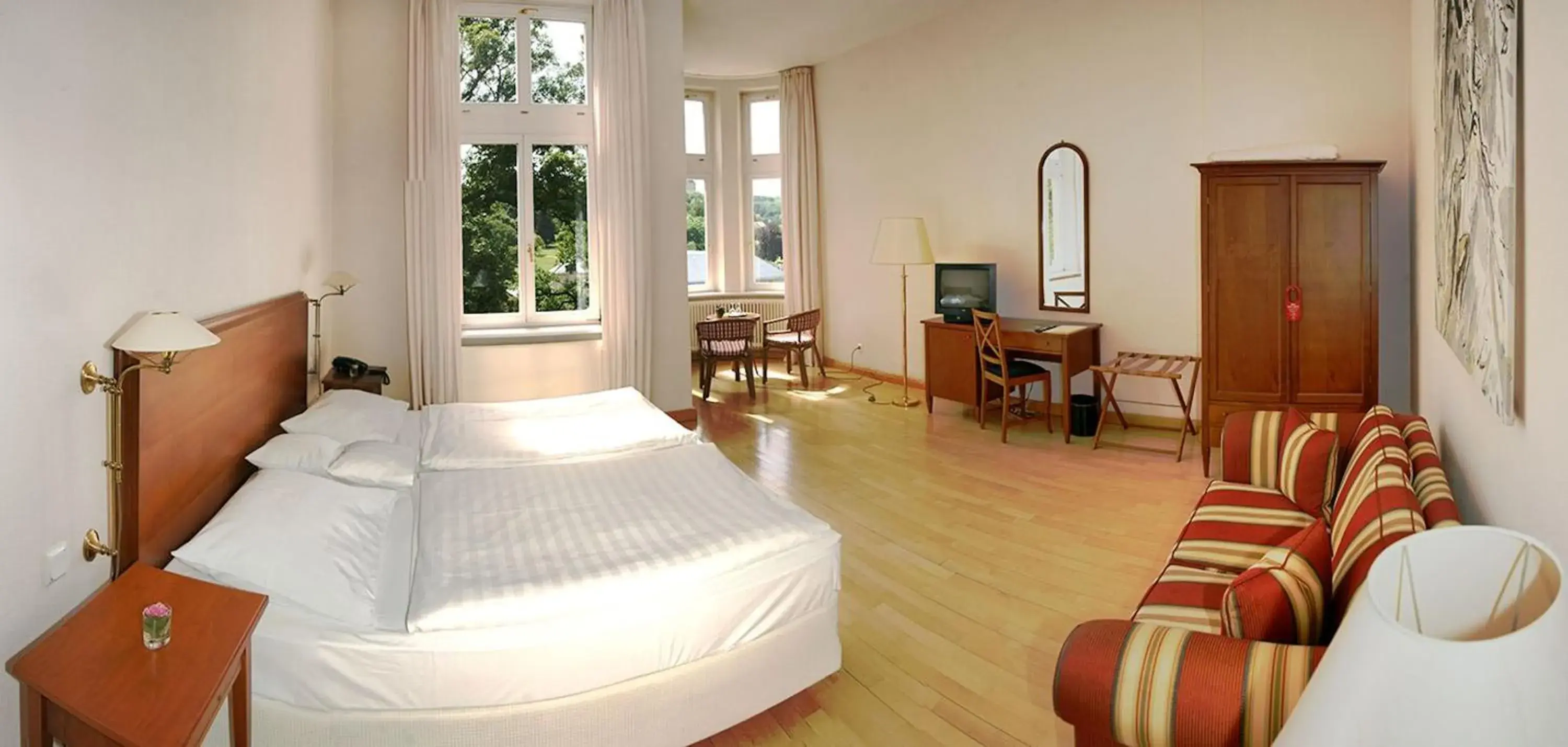 Photo of the whole room in Hotel Villa Viktoria Luise