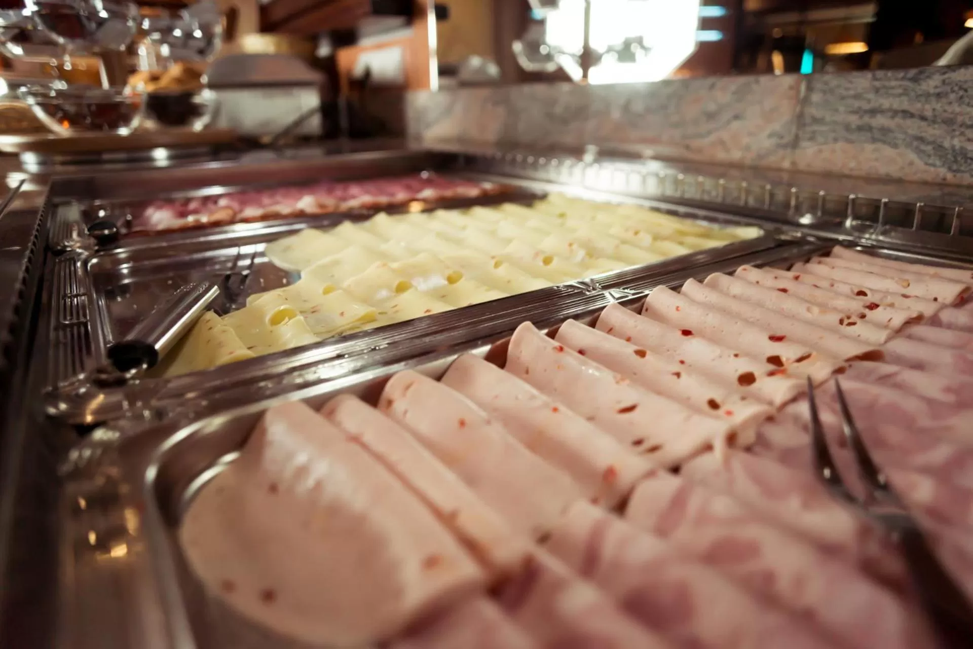 Breakfast in Aparthotel Astro - Nichtraucherhotel