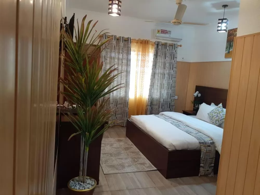 Photo of the whole room, Bed in Hans Cottage Botel