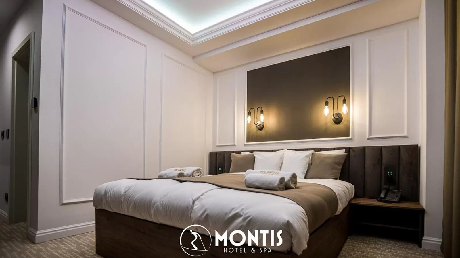 Bedroom, Bed in Montis Hotel & Spa