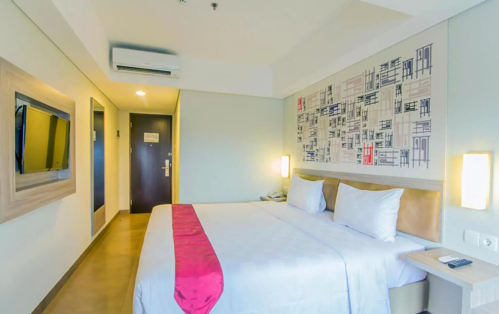 Bedroom, Bed in Grand Cordela Hotel Bandung