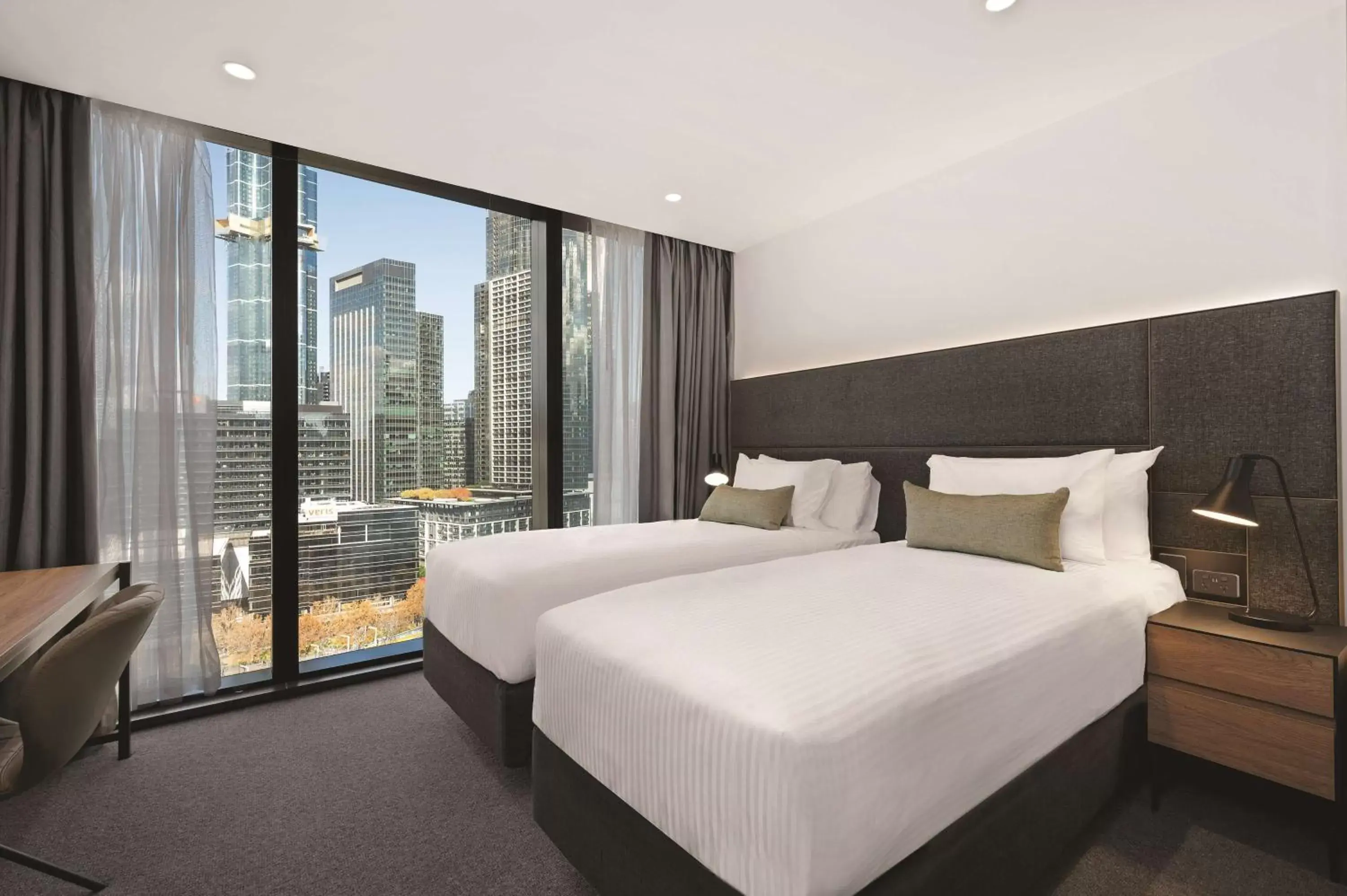 Bedroom, Bed in Vibe Hotel Melbourne