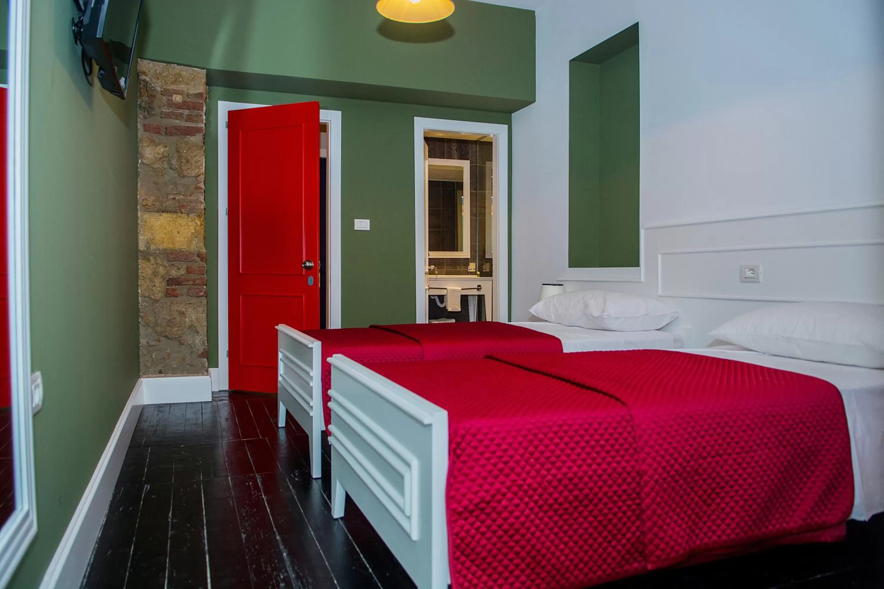 Photo of the whole room, Bed in Artistic Tirana Blloku