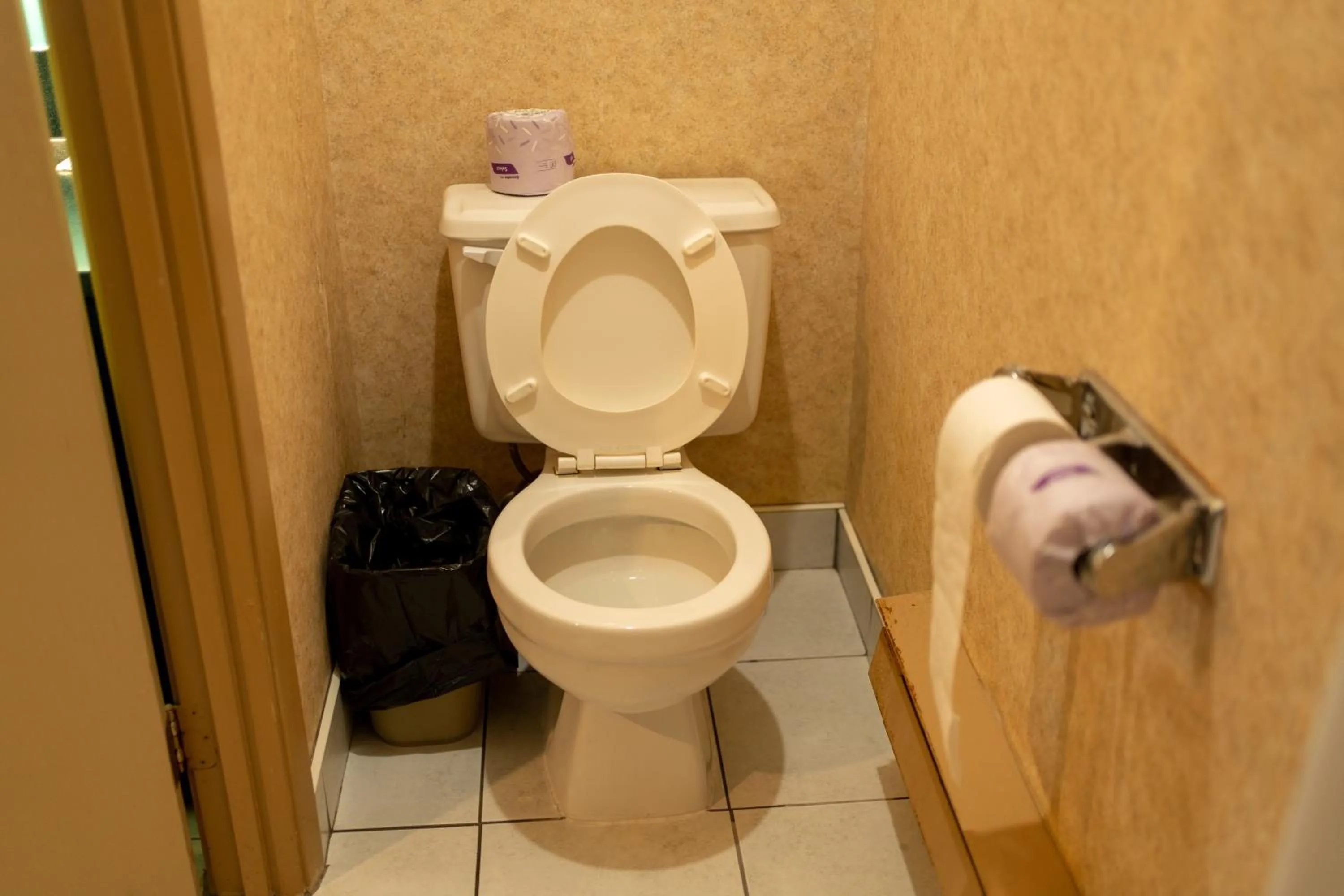 Howard Johnson by Wyndham Niagara Falls