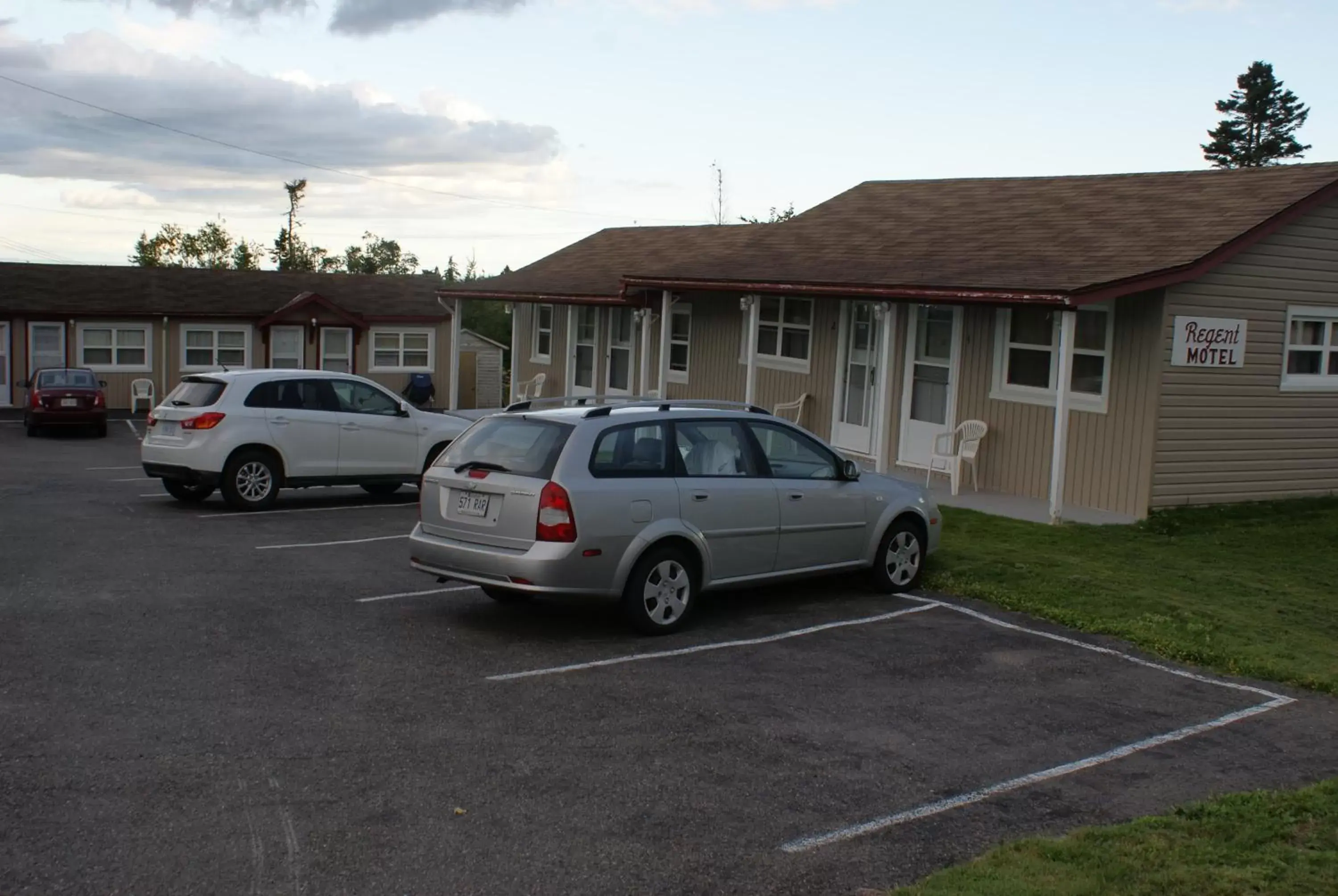 Facade/entrance, Property Building in Regent Motel