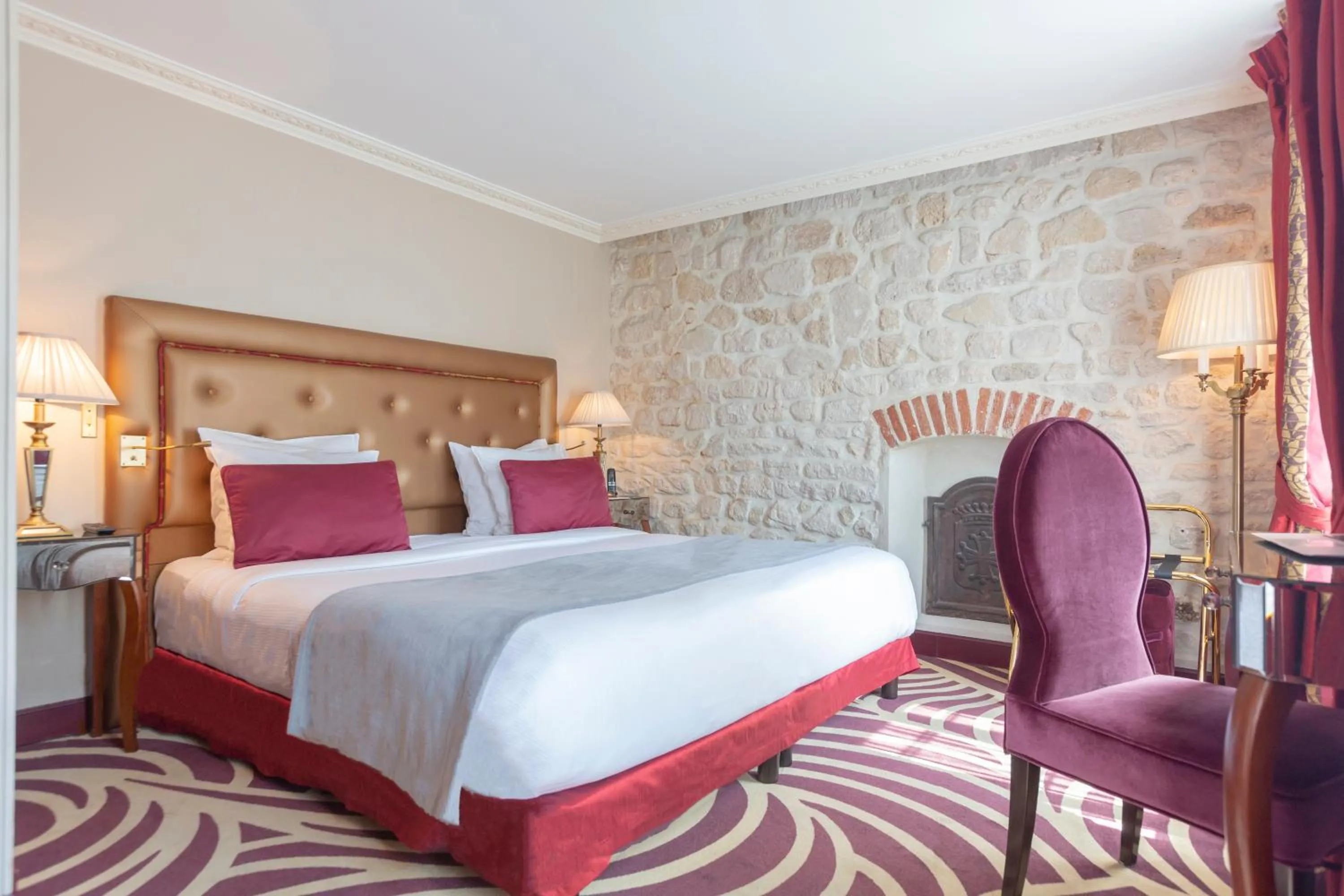 Photo of the whole room, Bed in Hotel Du Beaumont