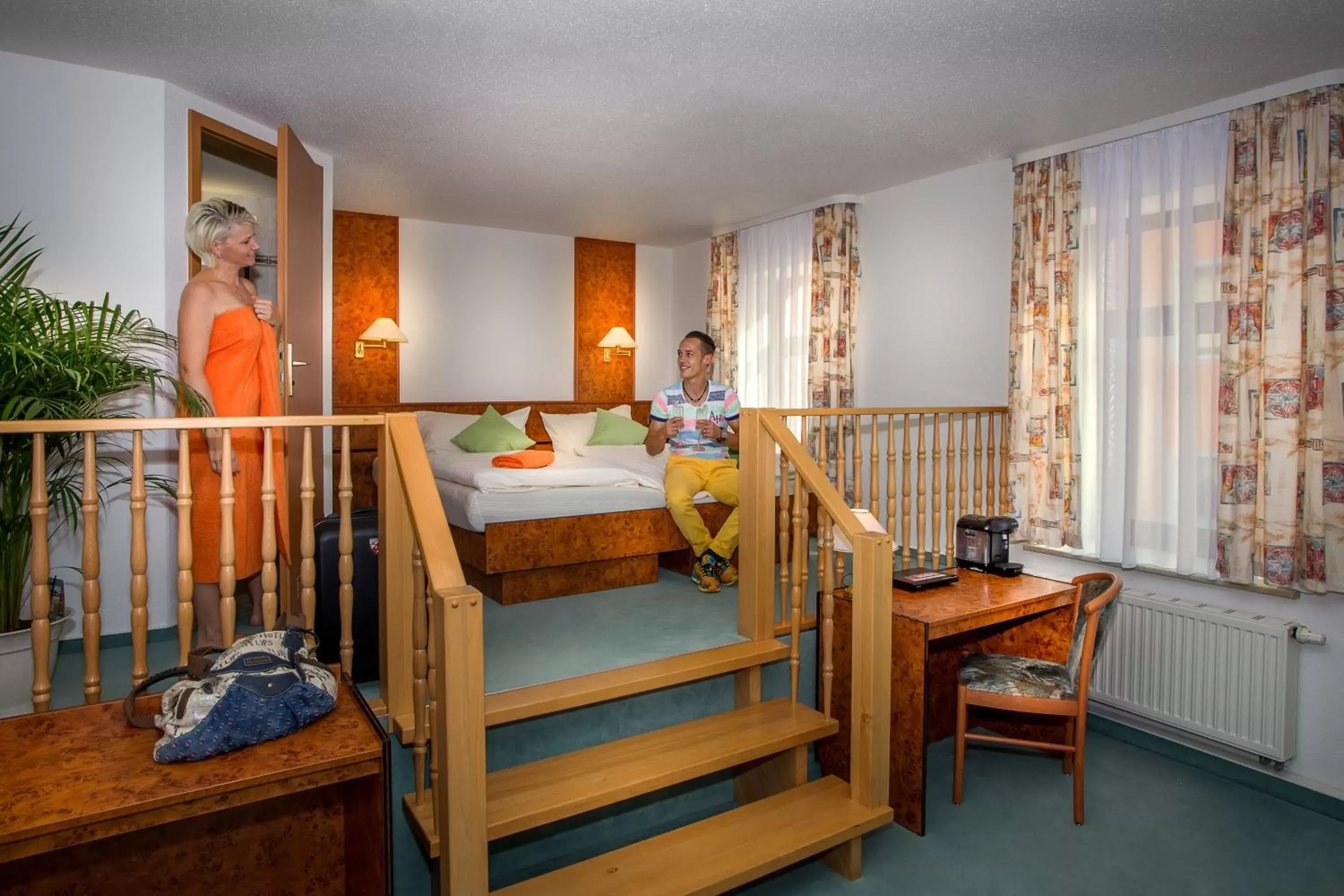 Guests, Dining Area in Hotel Am Markt