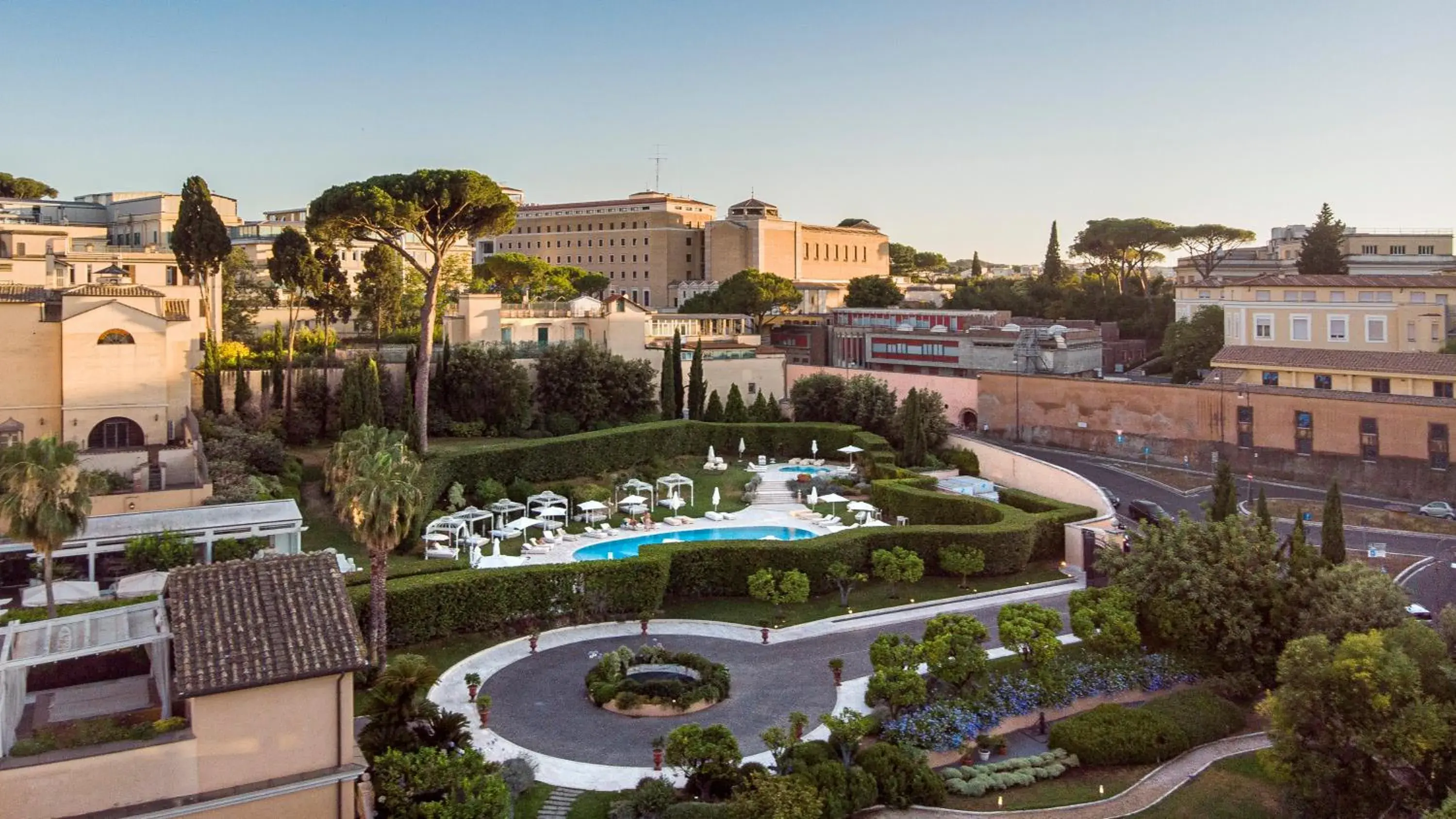 Area and facilities, Pool View in Villa Agrippina Gran Meliá - The Leading Hotels of the World