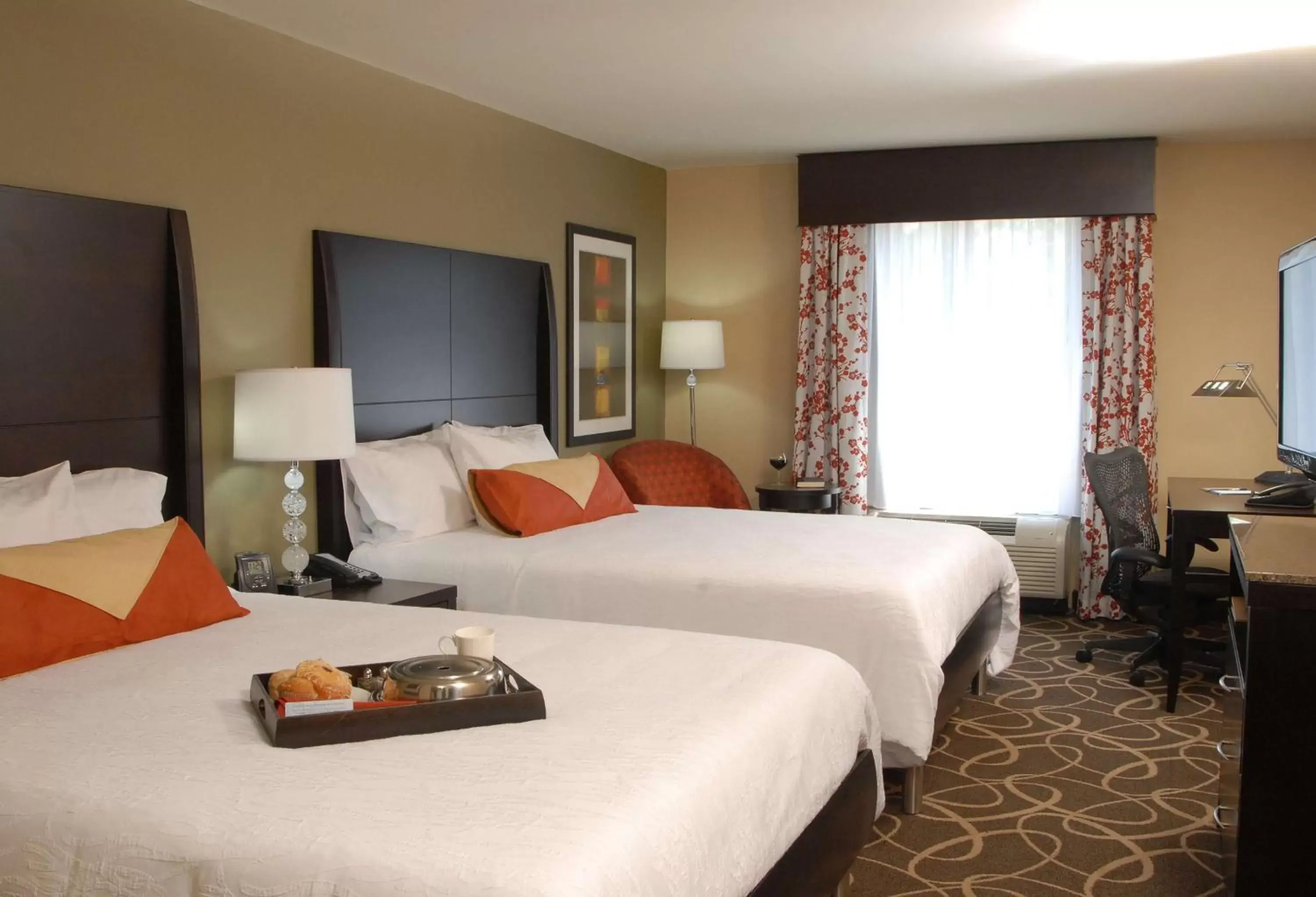 Bed in Hilton Garden Inn Atlanta/Peachtree City