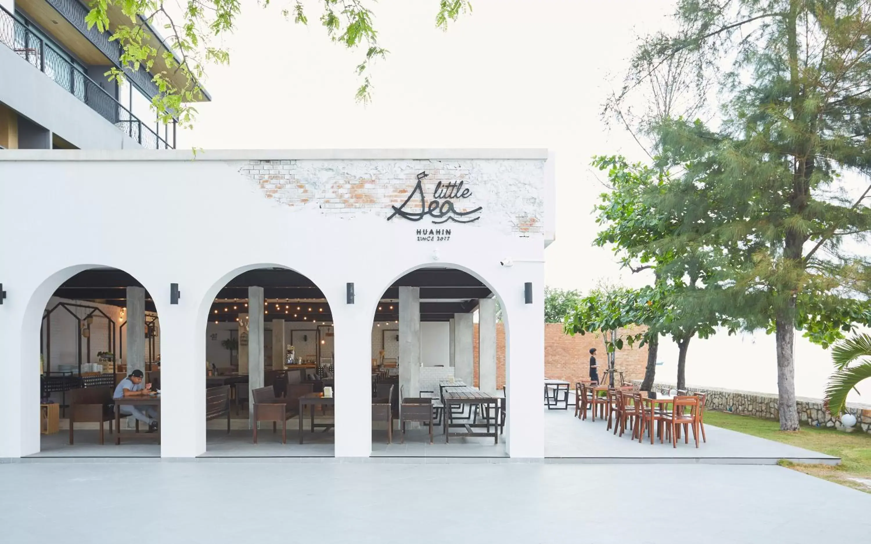 Food and drinks in Siambeach Resort Food and drinks in Siambeach Resort