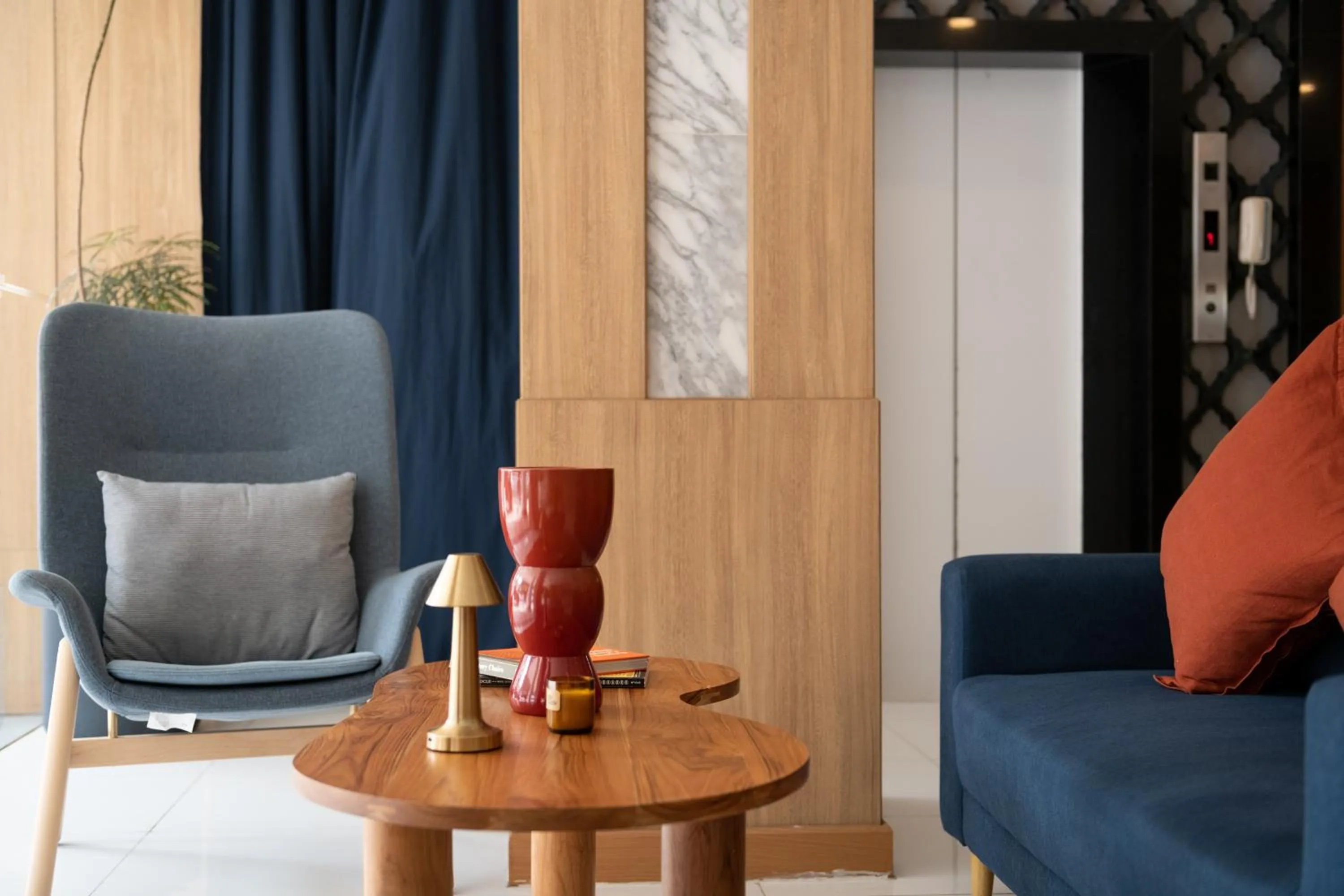 Lobby or reception in Sumittaya Chiangmai Hotel