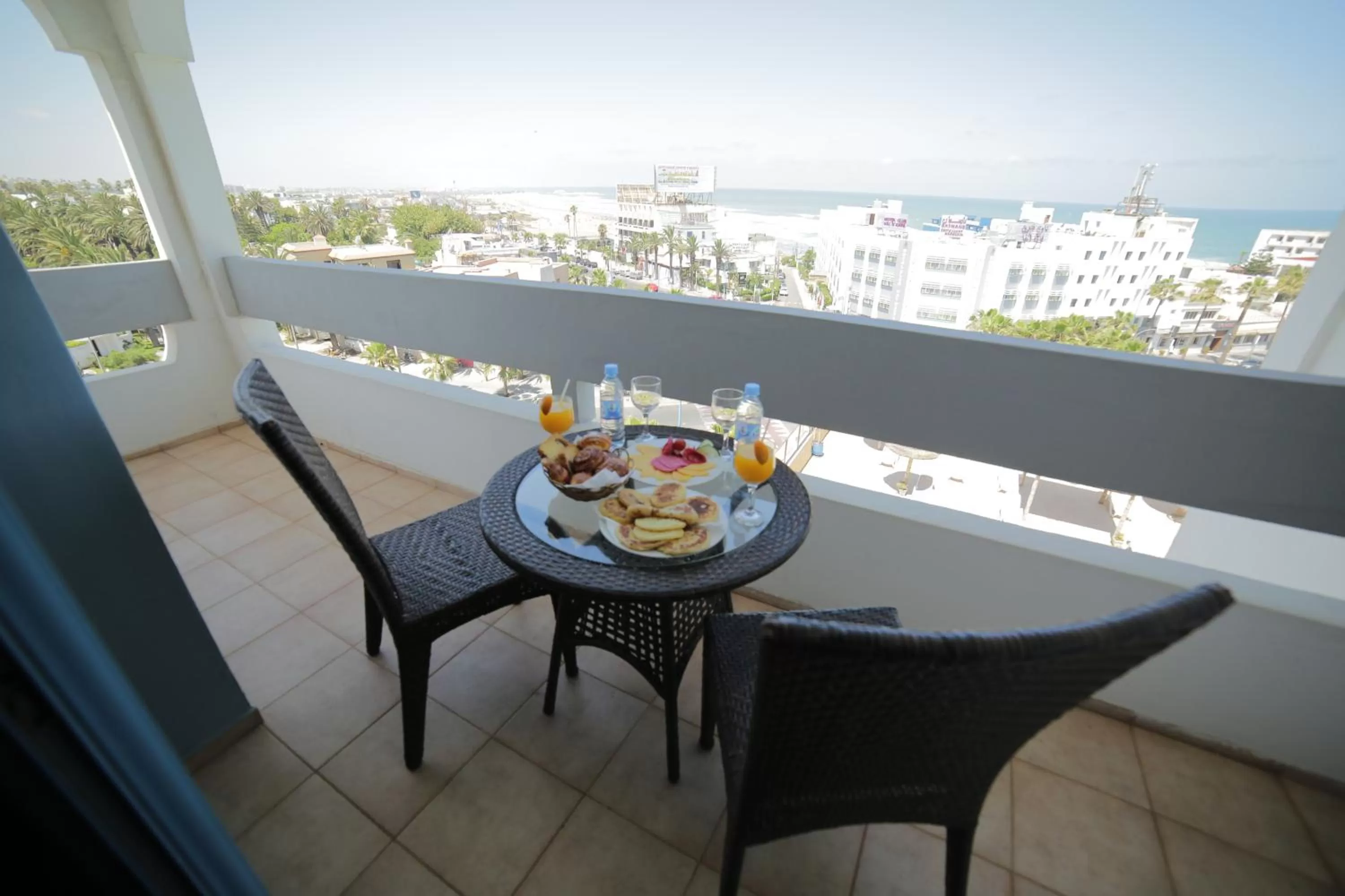 Beach in Hotel Suisse