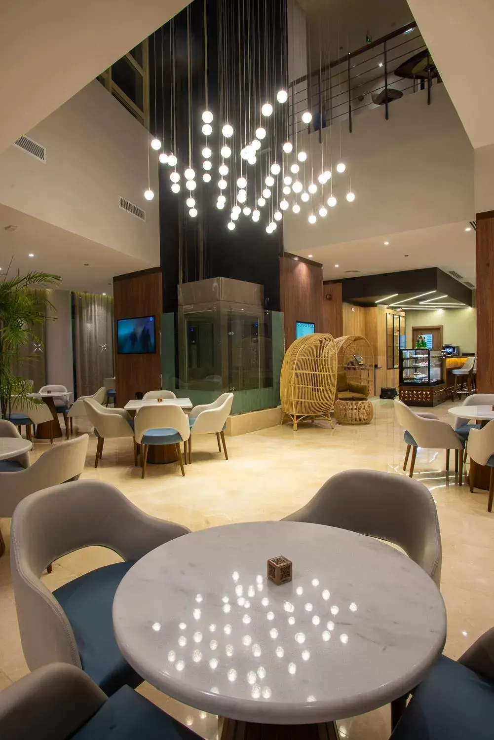 Lounge or bar, Lounge/Bar in Hotel Novotel Cairo El Borg