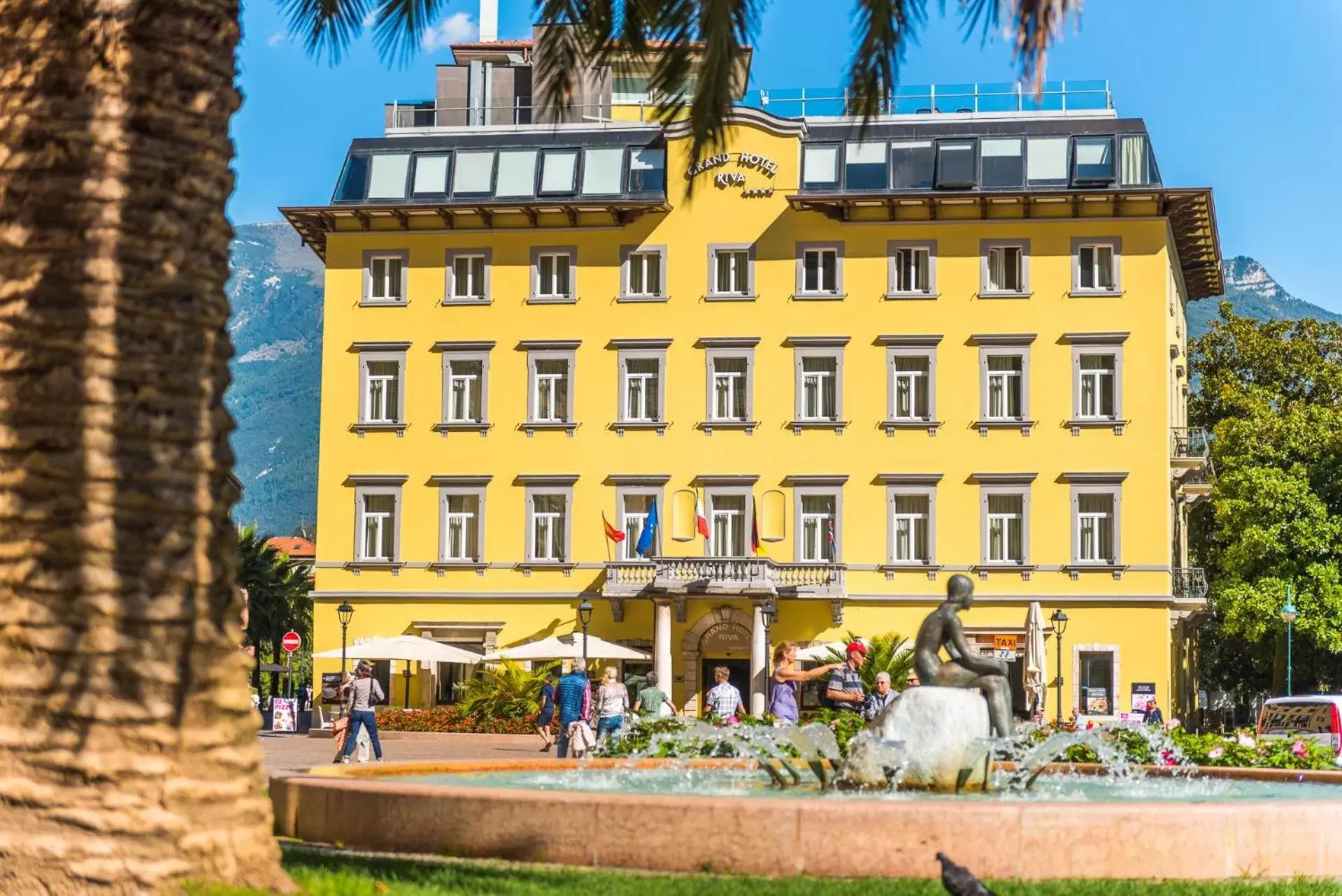 Facade/entrance in Grand Hotel Riva