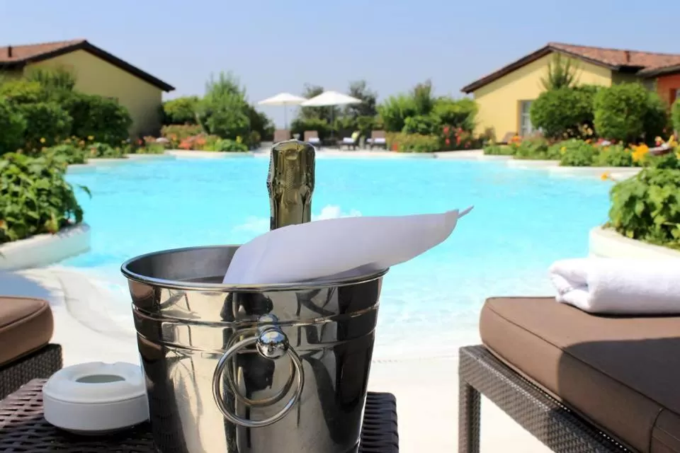 Day in Joia Hotel & Luxury Apartments RTA