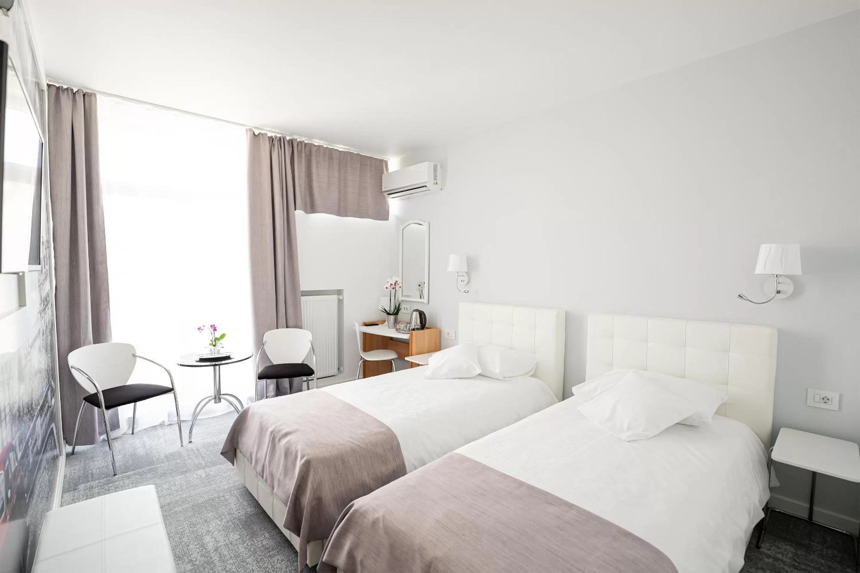 Bedroom, Bed in MyContinental Suceava