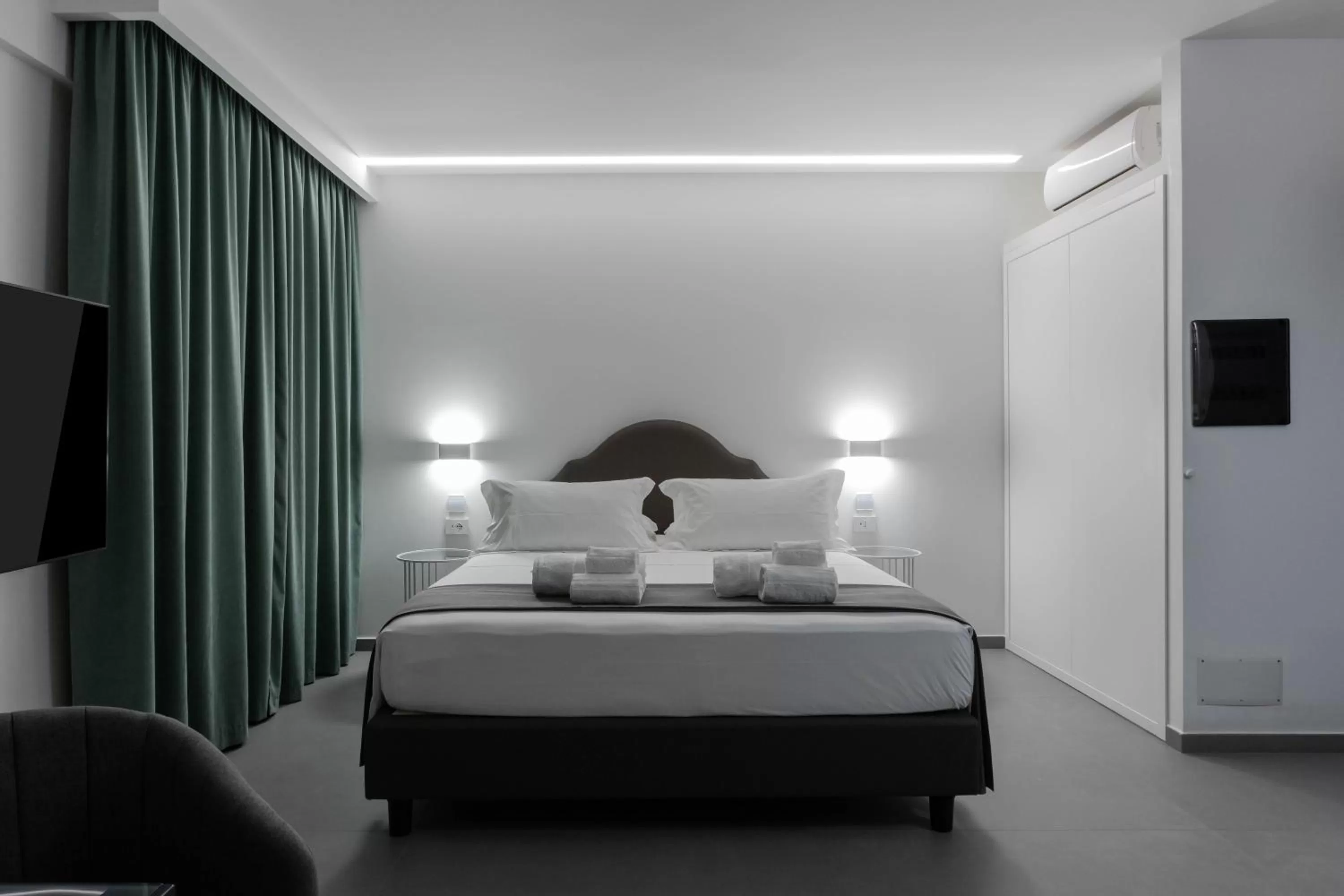 Bed in Suite Palermo Apartment