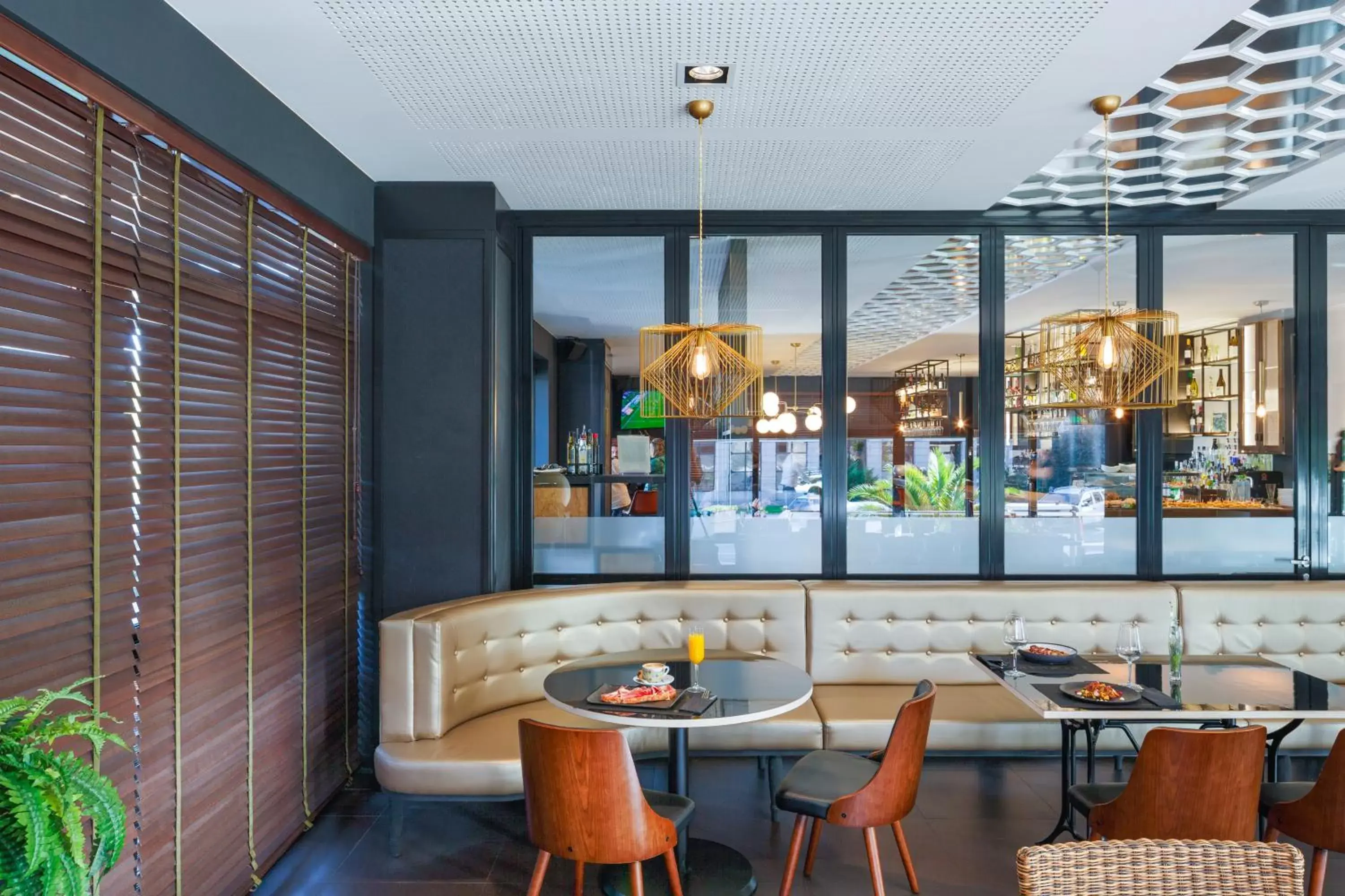 Lounge or bar in Ibis Styles A Coruna Lounge or bar in Ibis Styles A Coruna