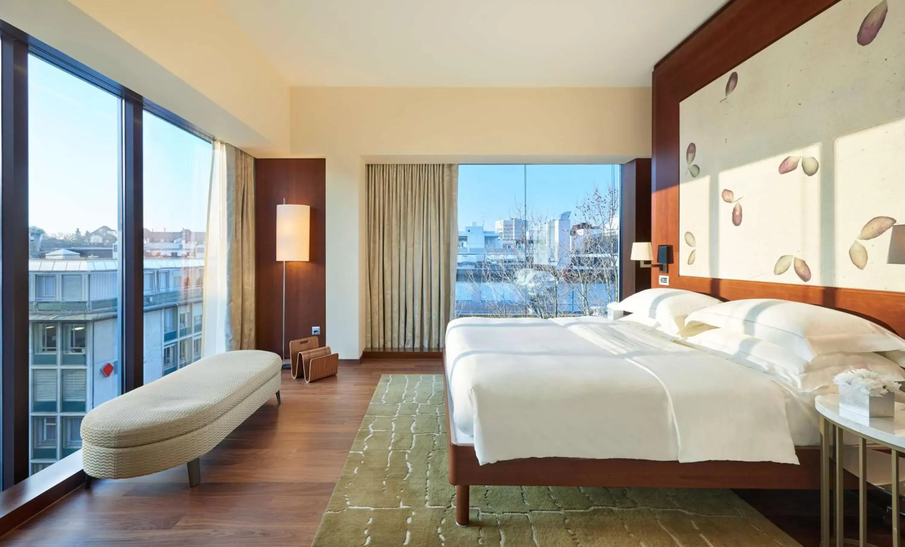 Photo of the whole room, View in Park Hyatt Zurich – City Center Luxury