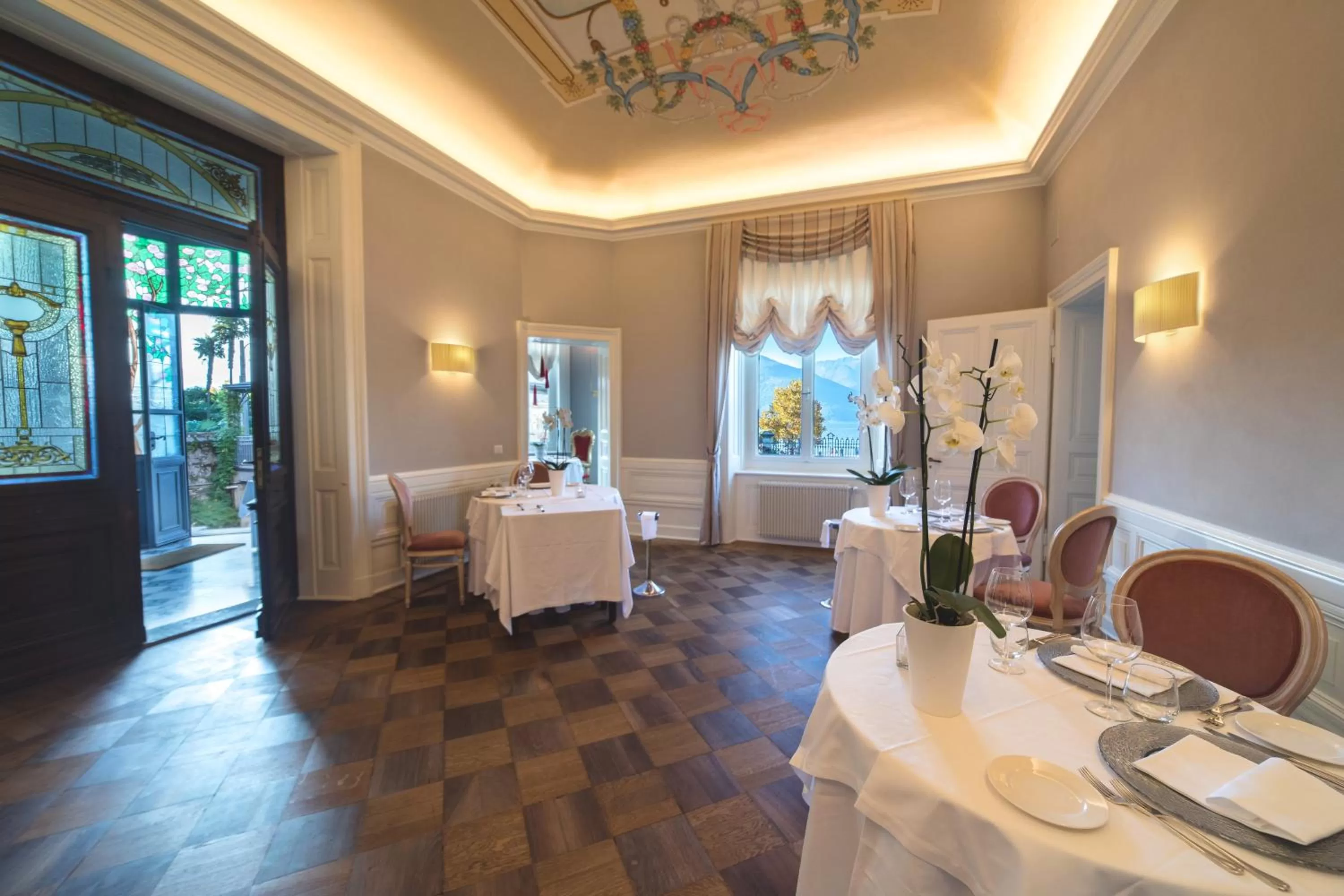 Restaurant/places to eat in Camin Hotel Luino